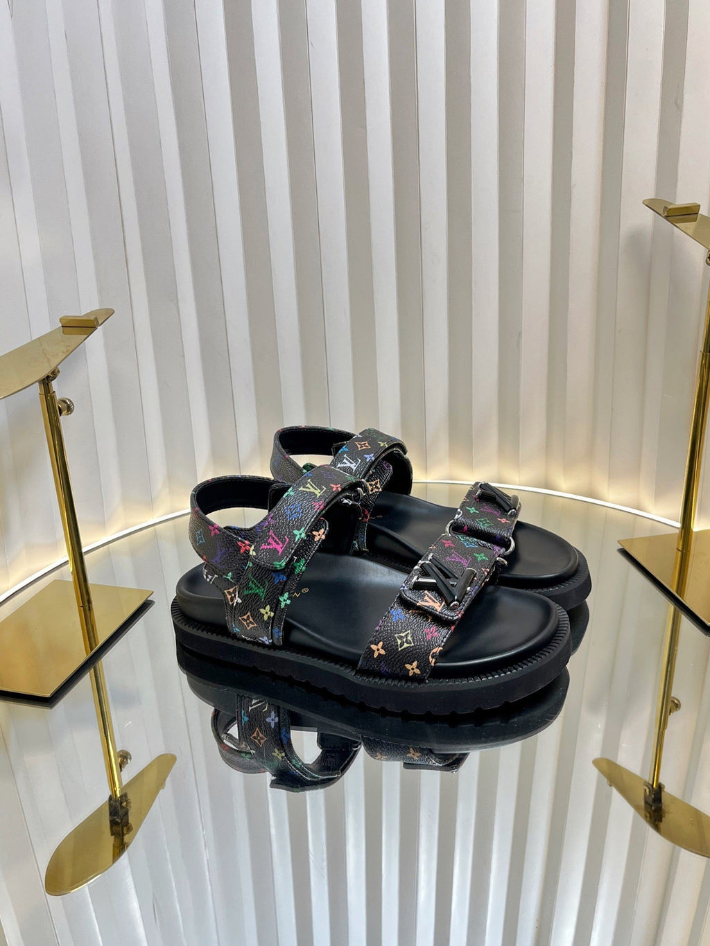 Louis womens slippers