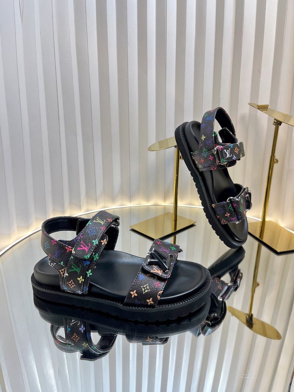 Louis womens slippers