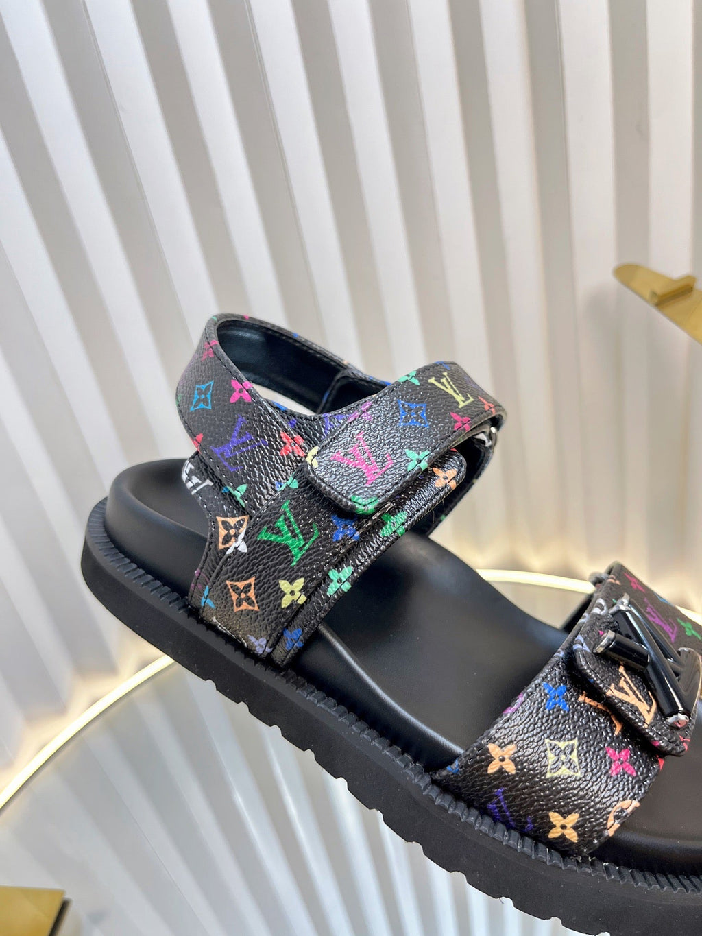 Louis womens slippers