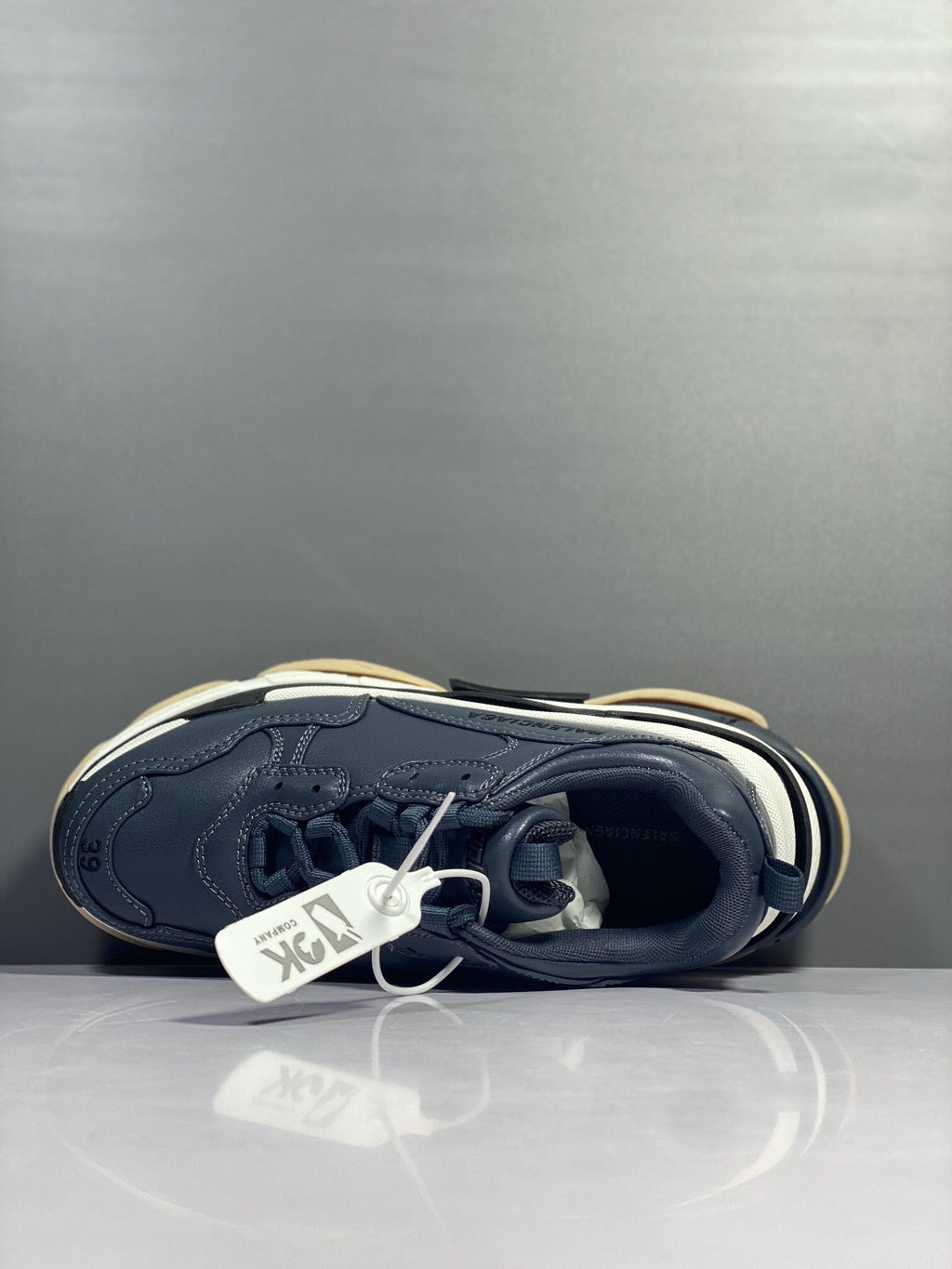 balen men womens sneaker