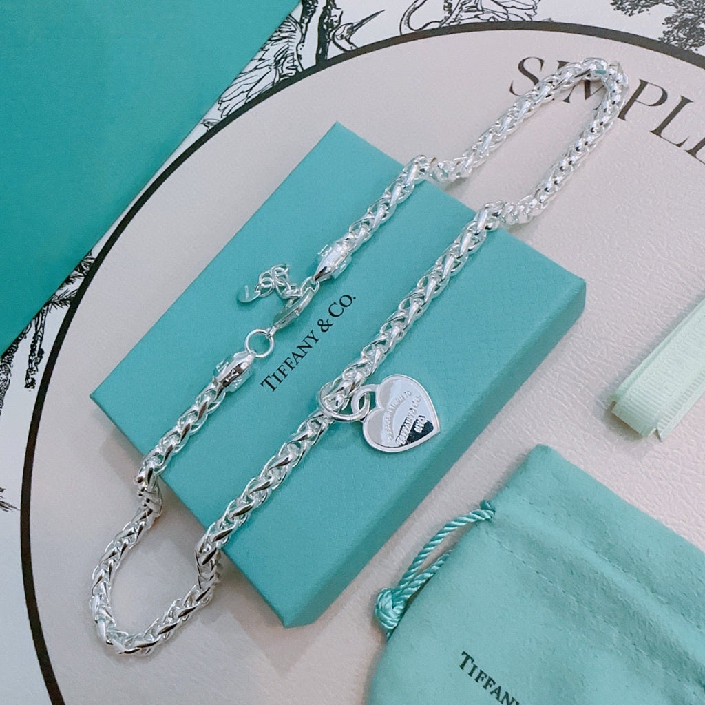 tiffa  necklace
