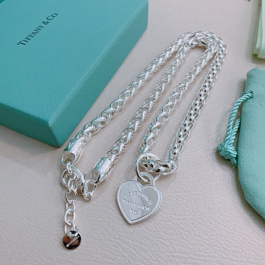 tiffa  necklace