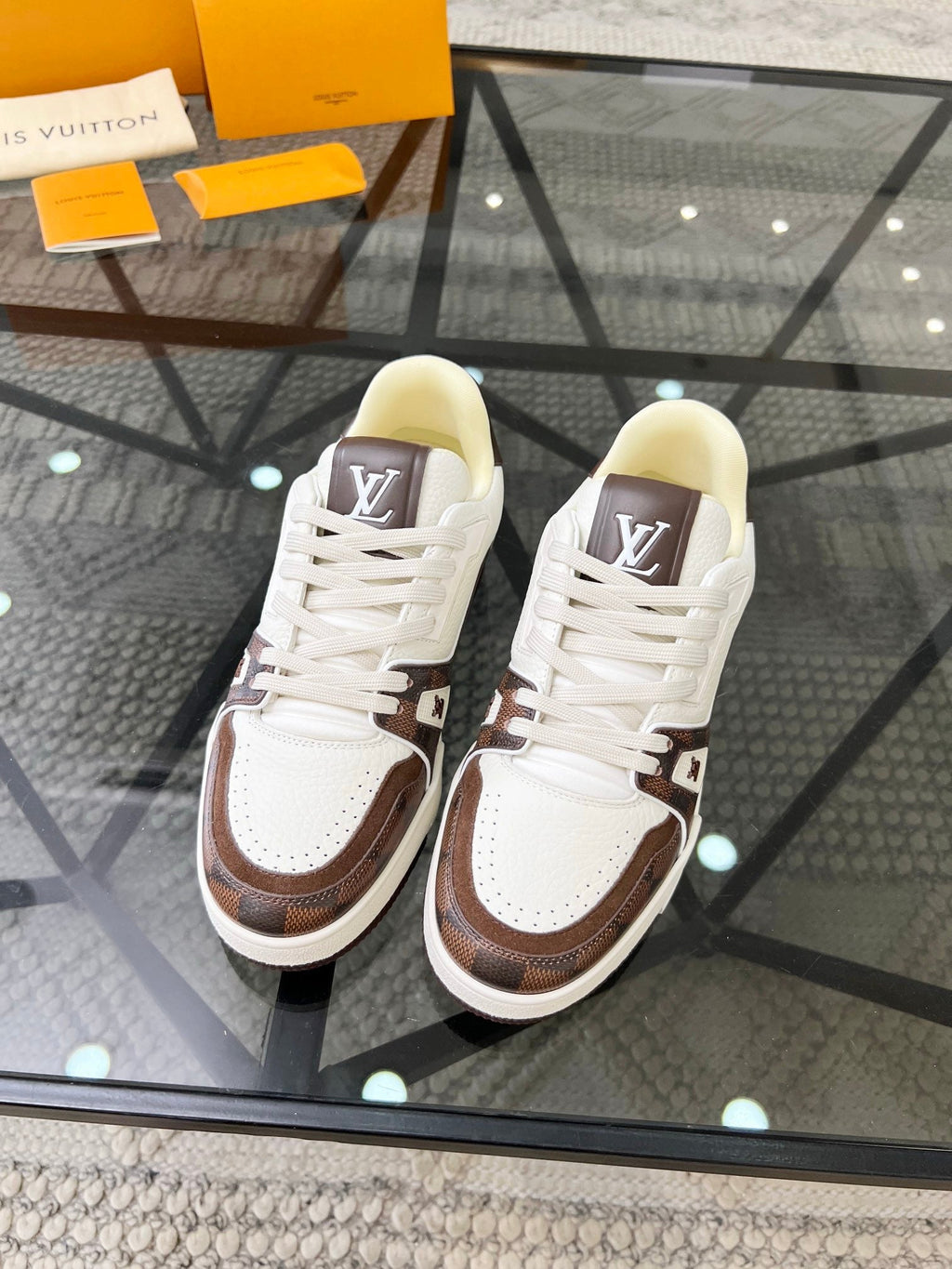 louis trainer sneaker