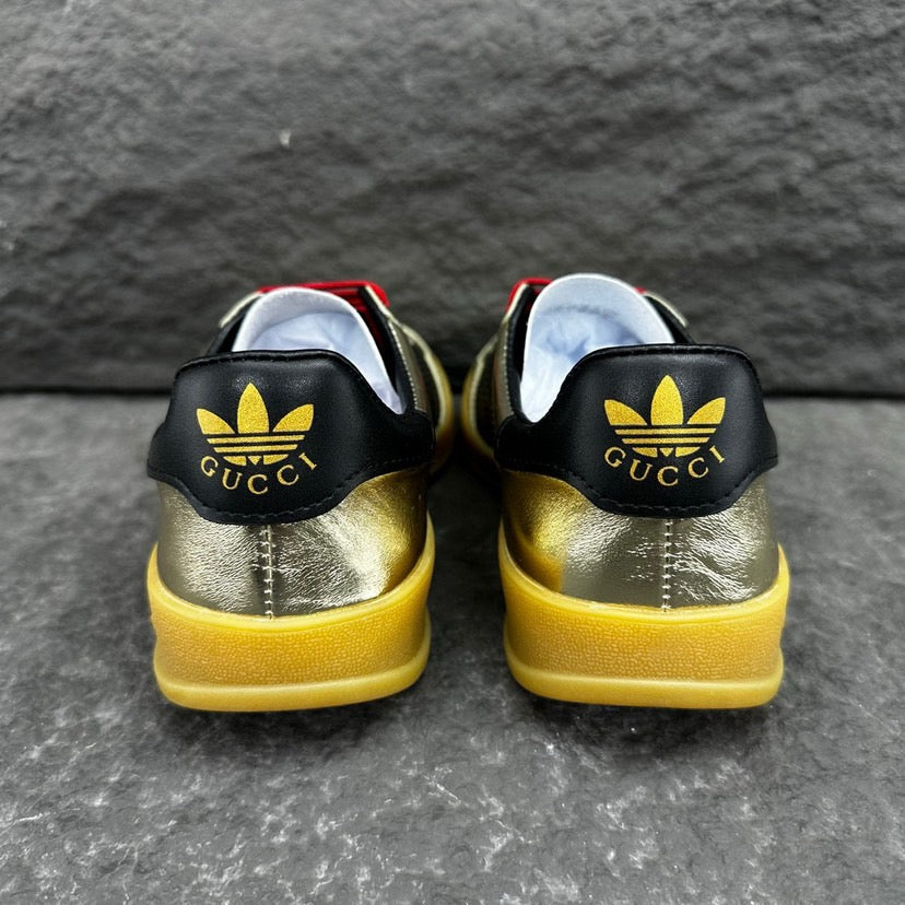 Guc adi gazelle sneaker