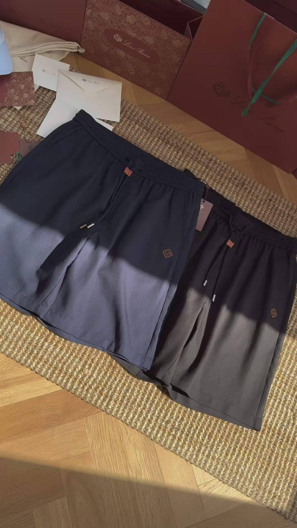 Loro 25fw embroidered short