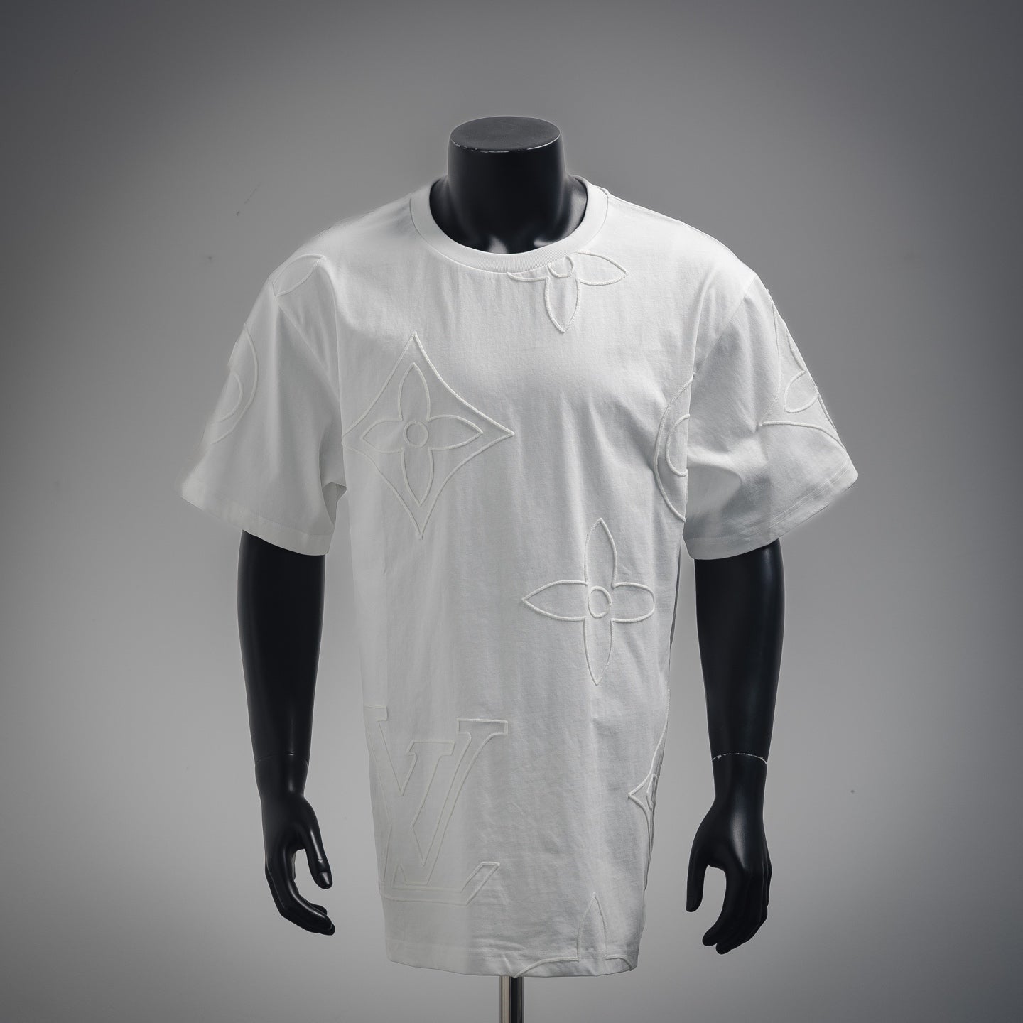 Louis 25ss embroidered t-shirt