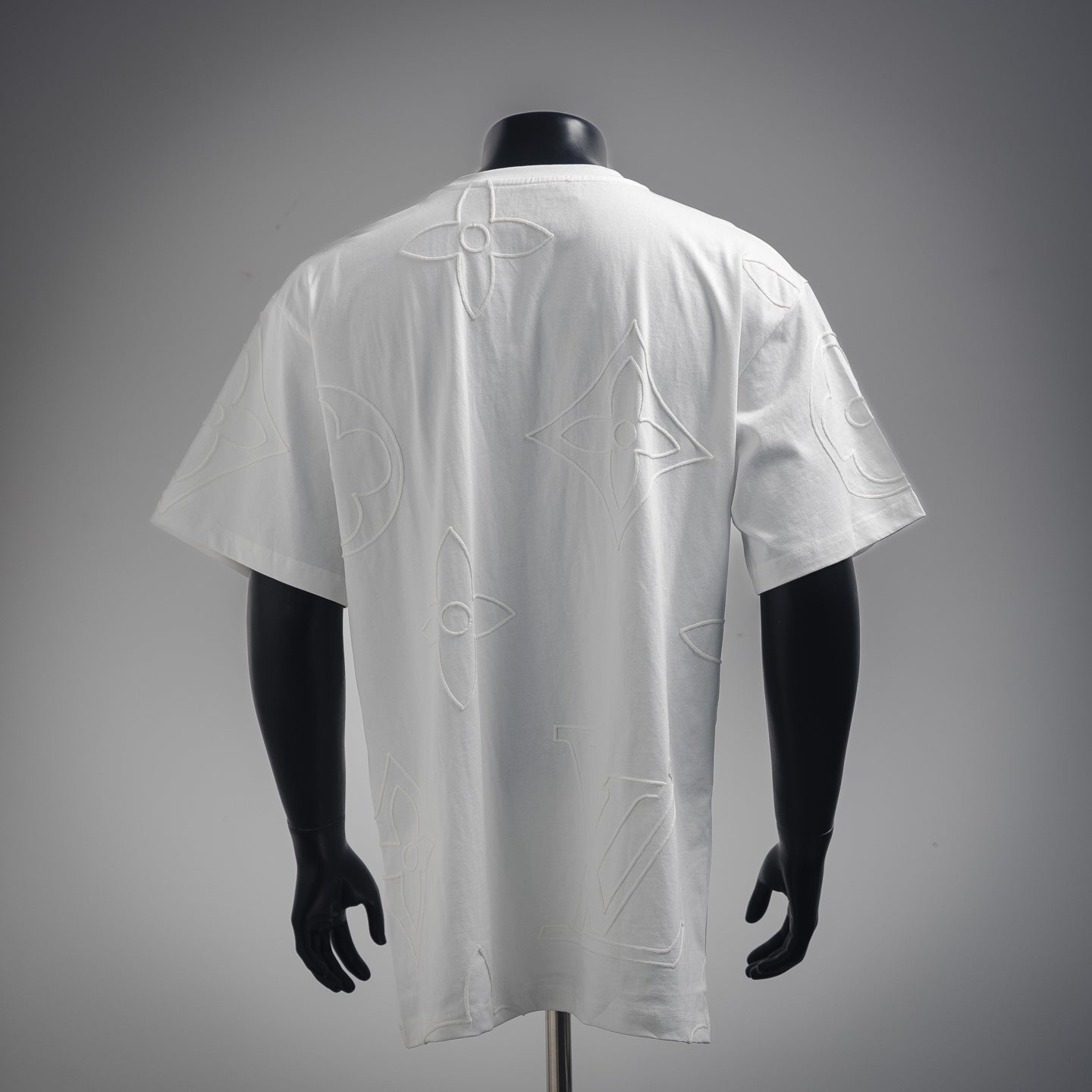 Louis 25ss embroidered t-shirt