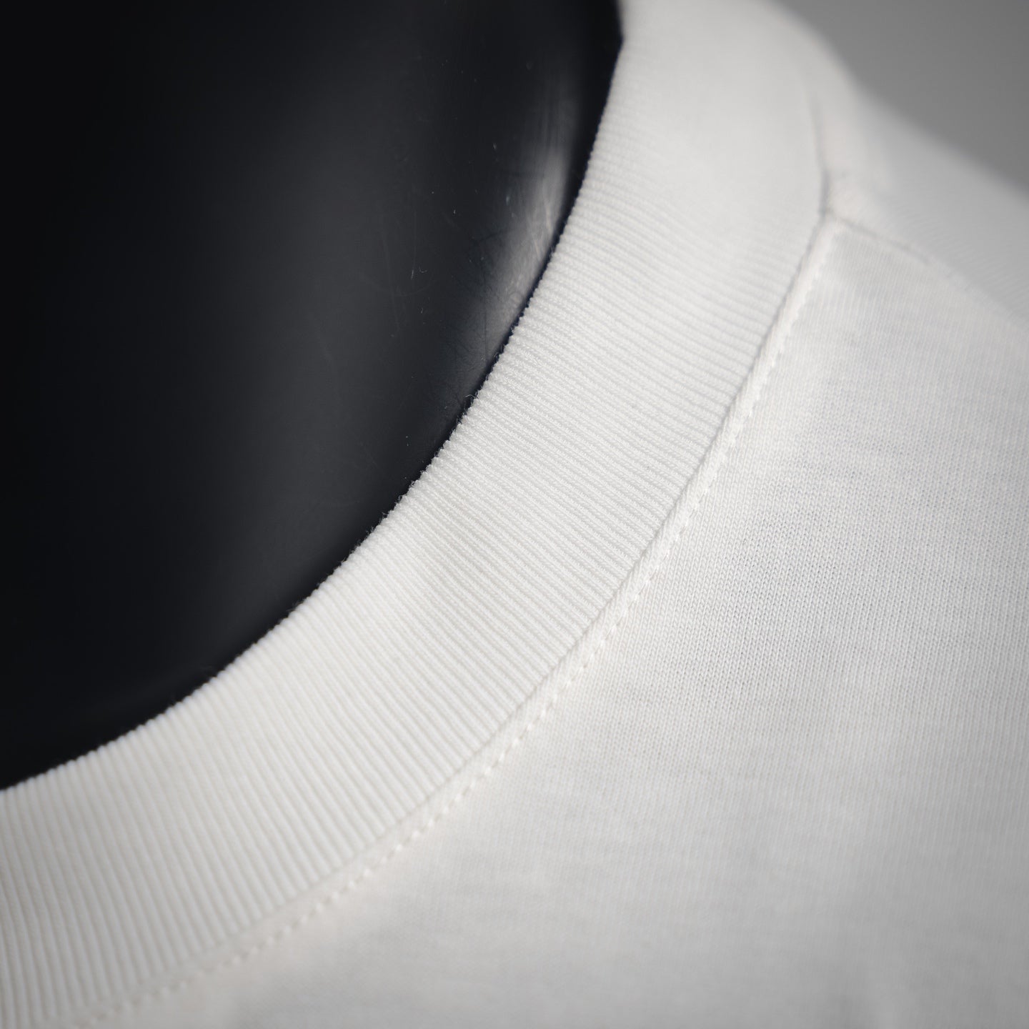 BURBER 25ss embroidered t-shirt