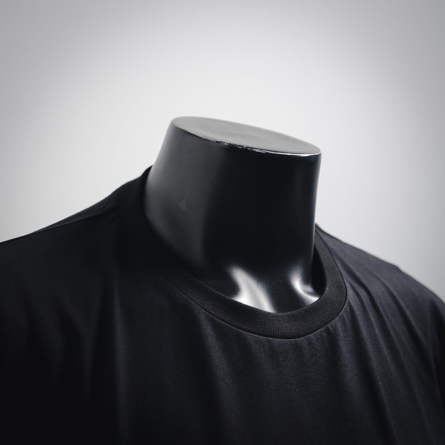 Fend 25ss embroidered t-shirt