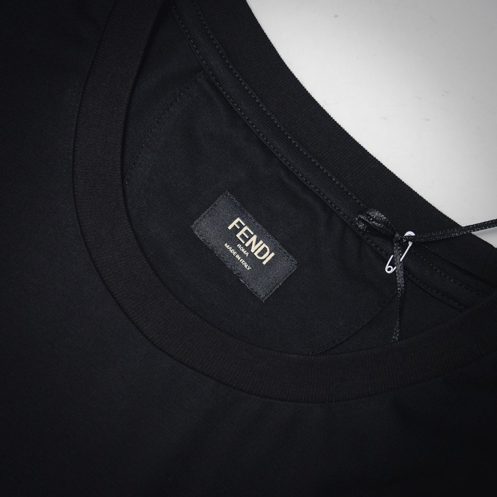 Fend 25ss embroidered t-shirt