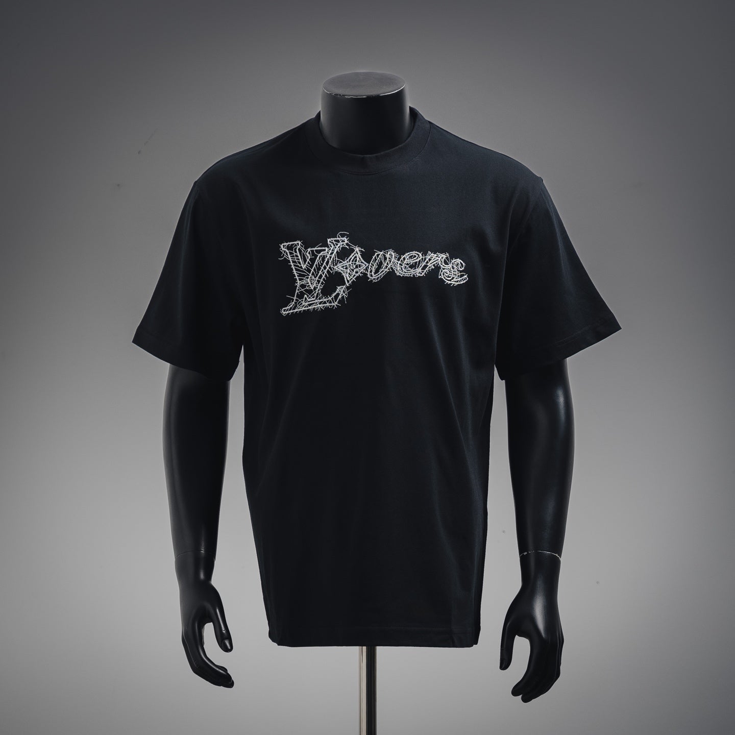 Louis 25ss embroidered t-shirt