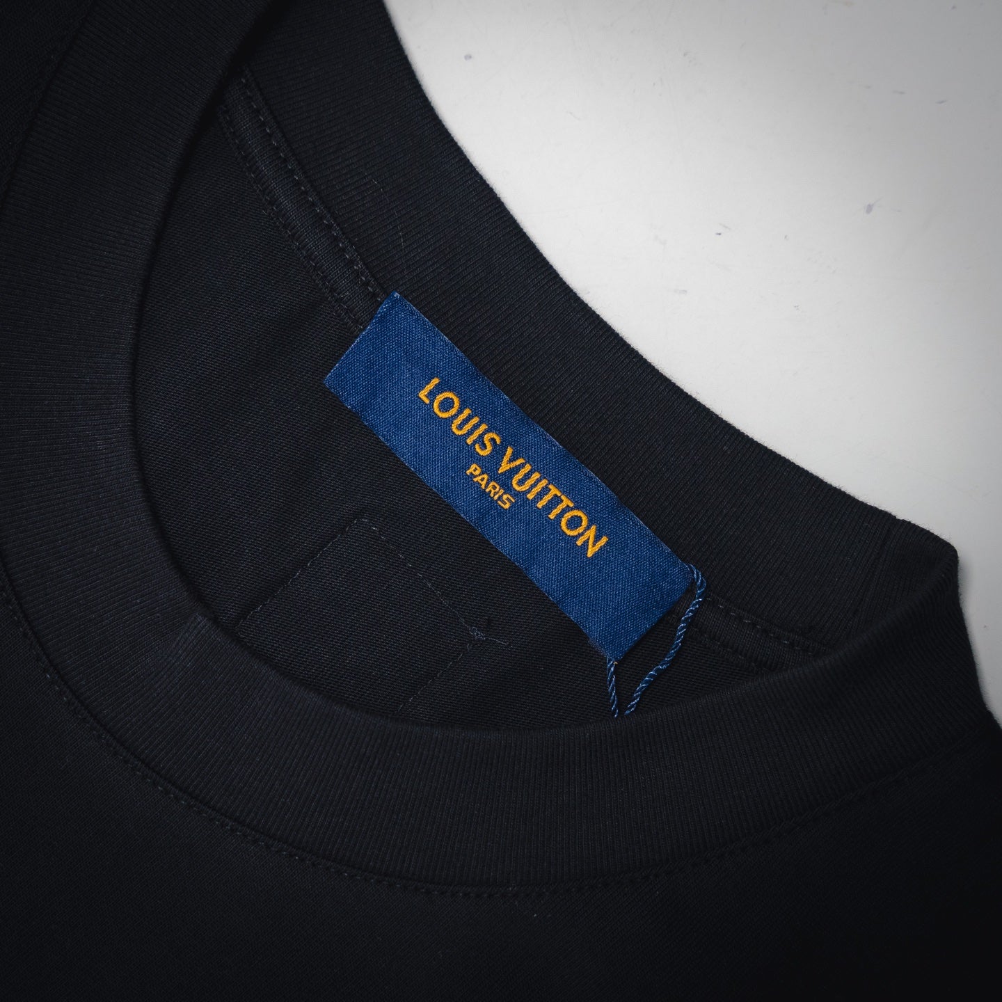 Louis 25ss embroidered t-shirt