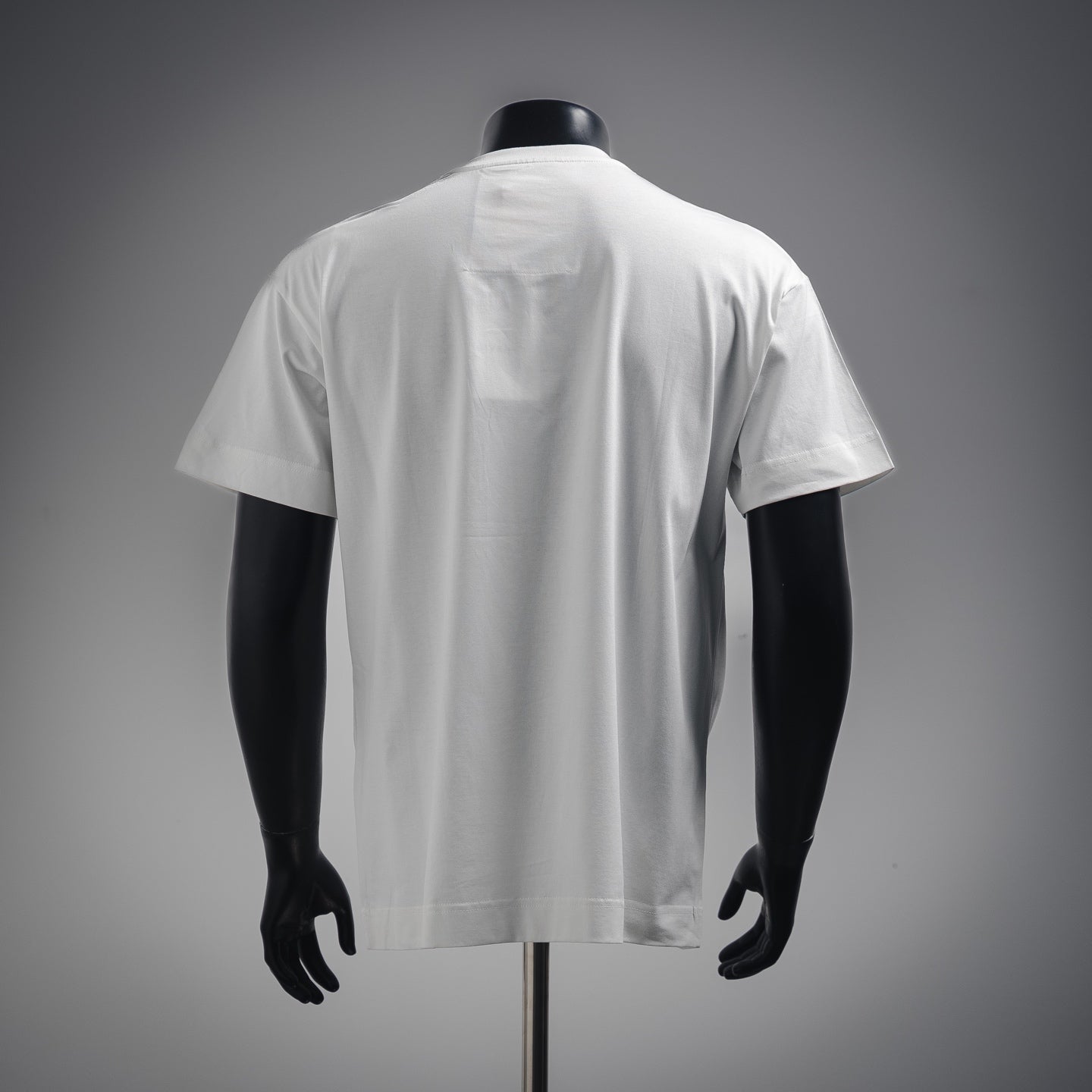 Given 25ss beaded t-shirt