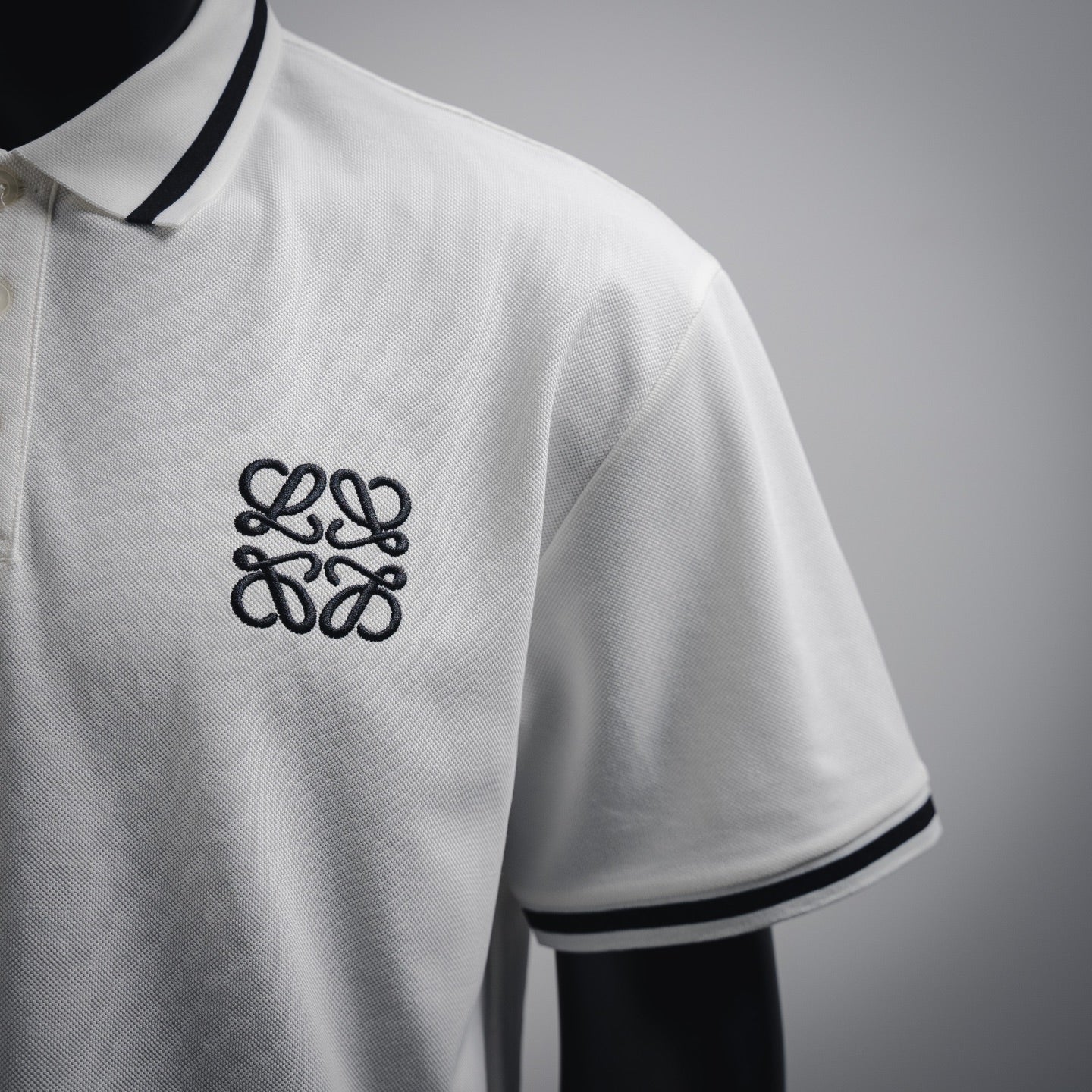 Loew 25ss embroidered polo shirt