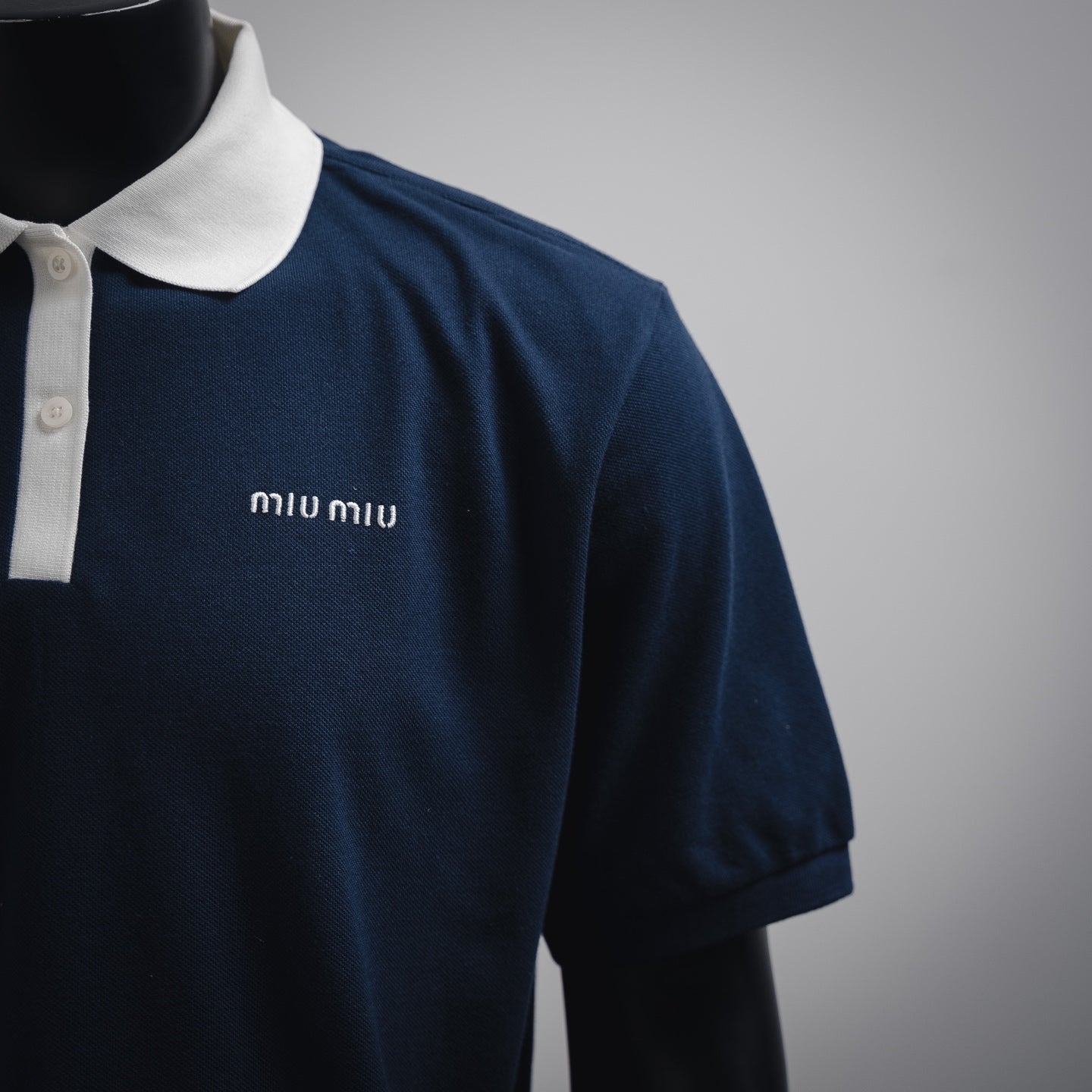 Miu 25ss embroidered polo shirt
