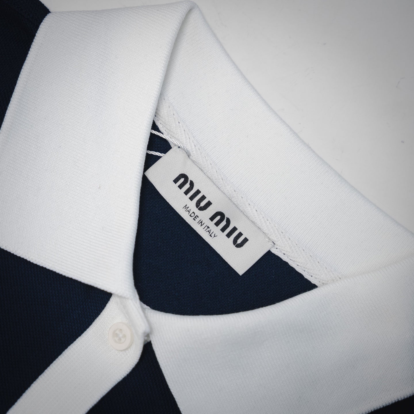 Miu 25ss embroidered polo shirt