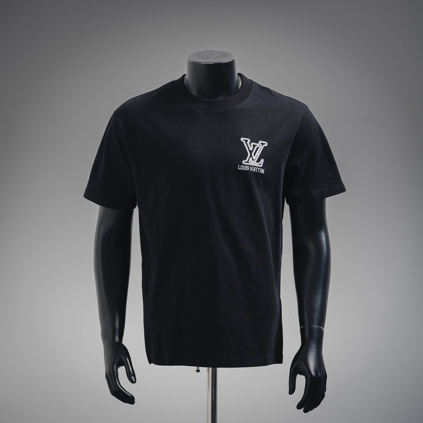 Louis 25ss embroidered t-shirt