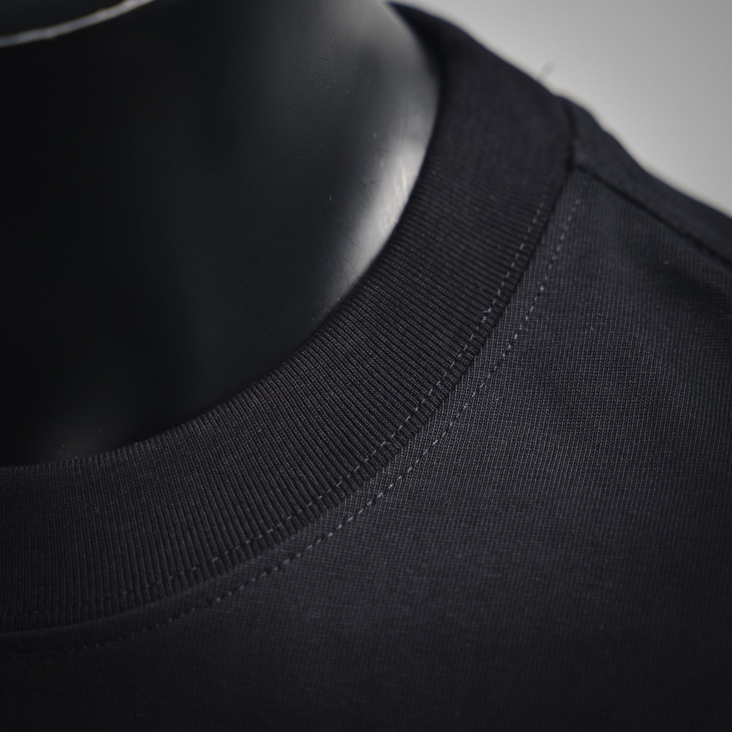 Louis 25ss embroidered t-shirt