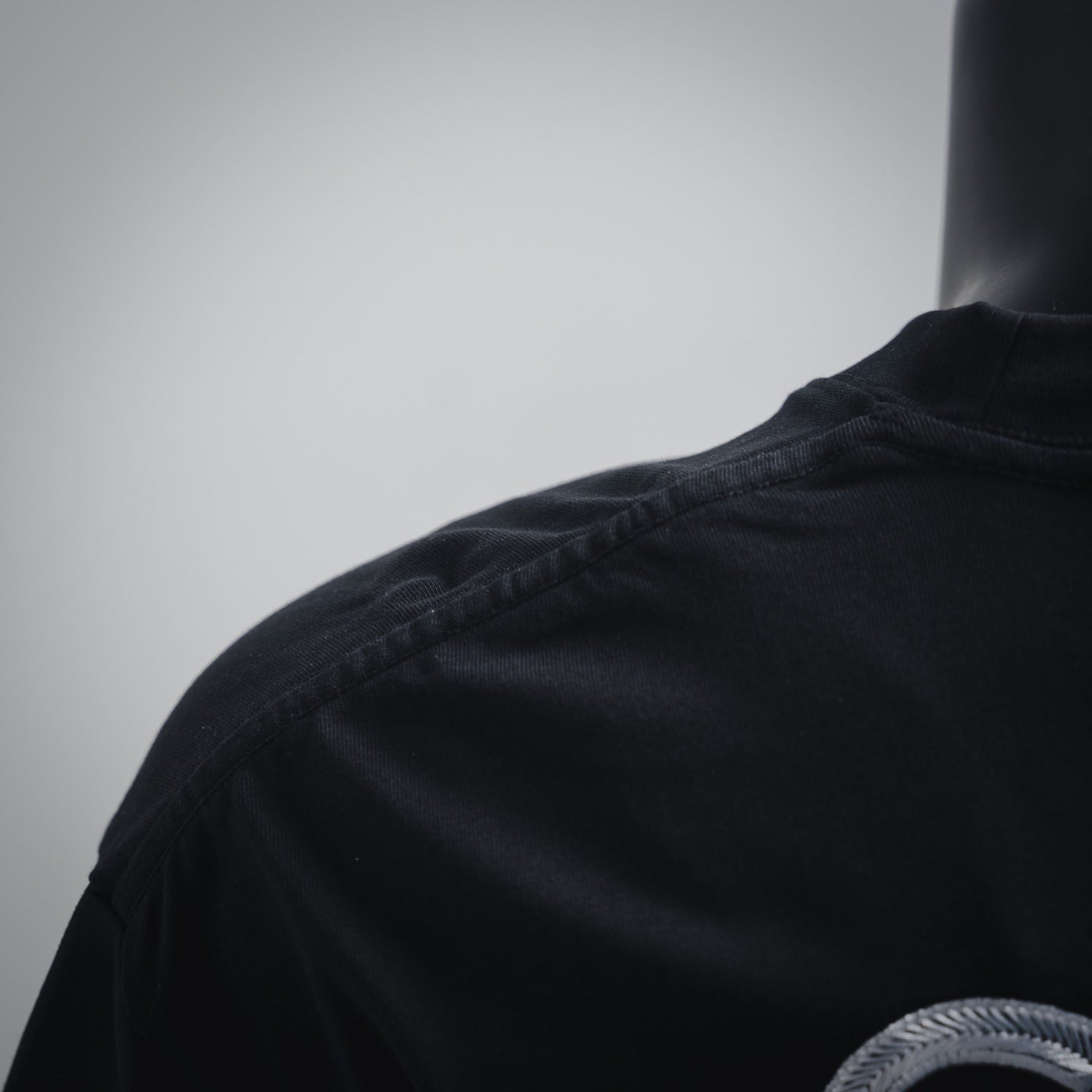 Guc 25ss embroidered t-shirt