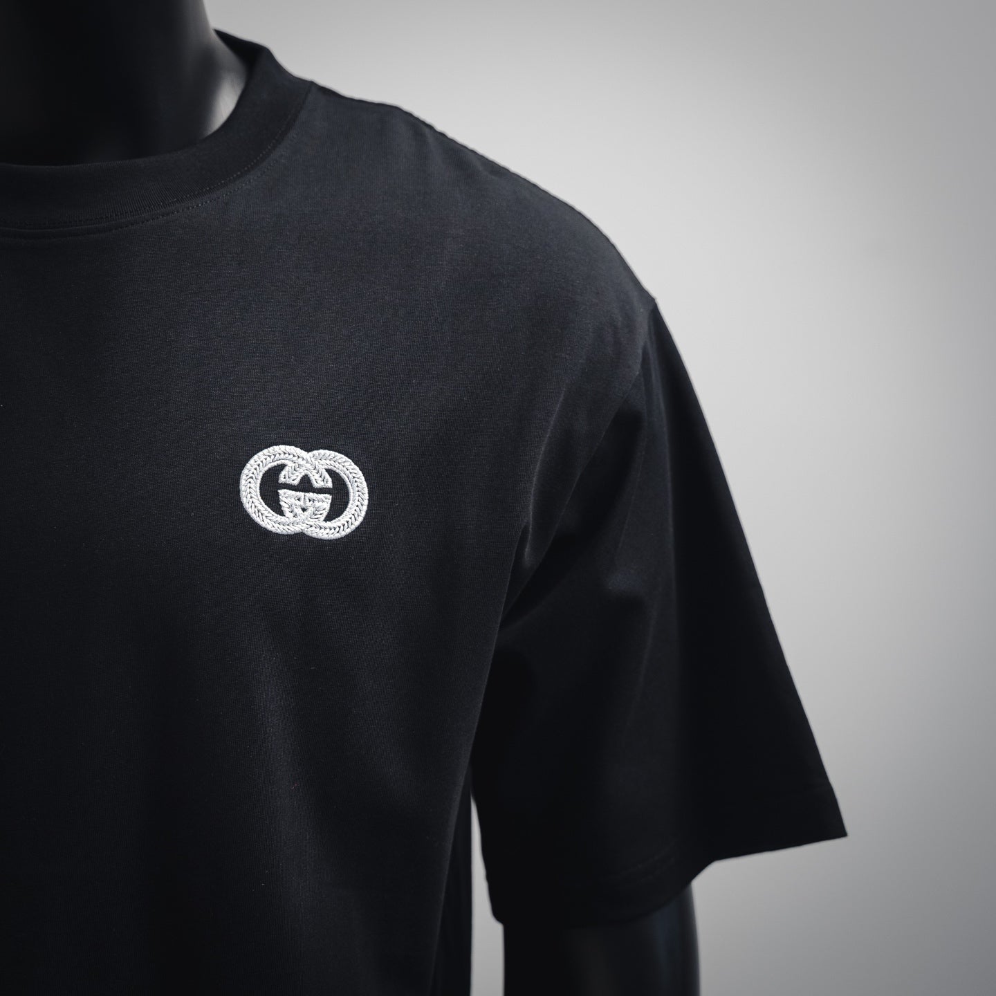 Guc 25ss embroidered t-shirt