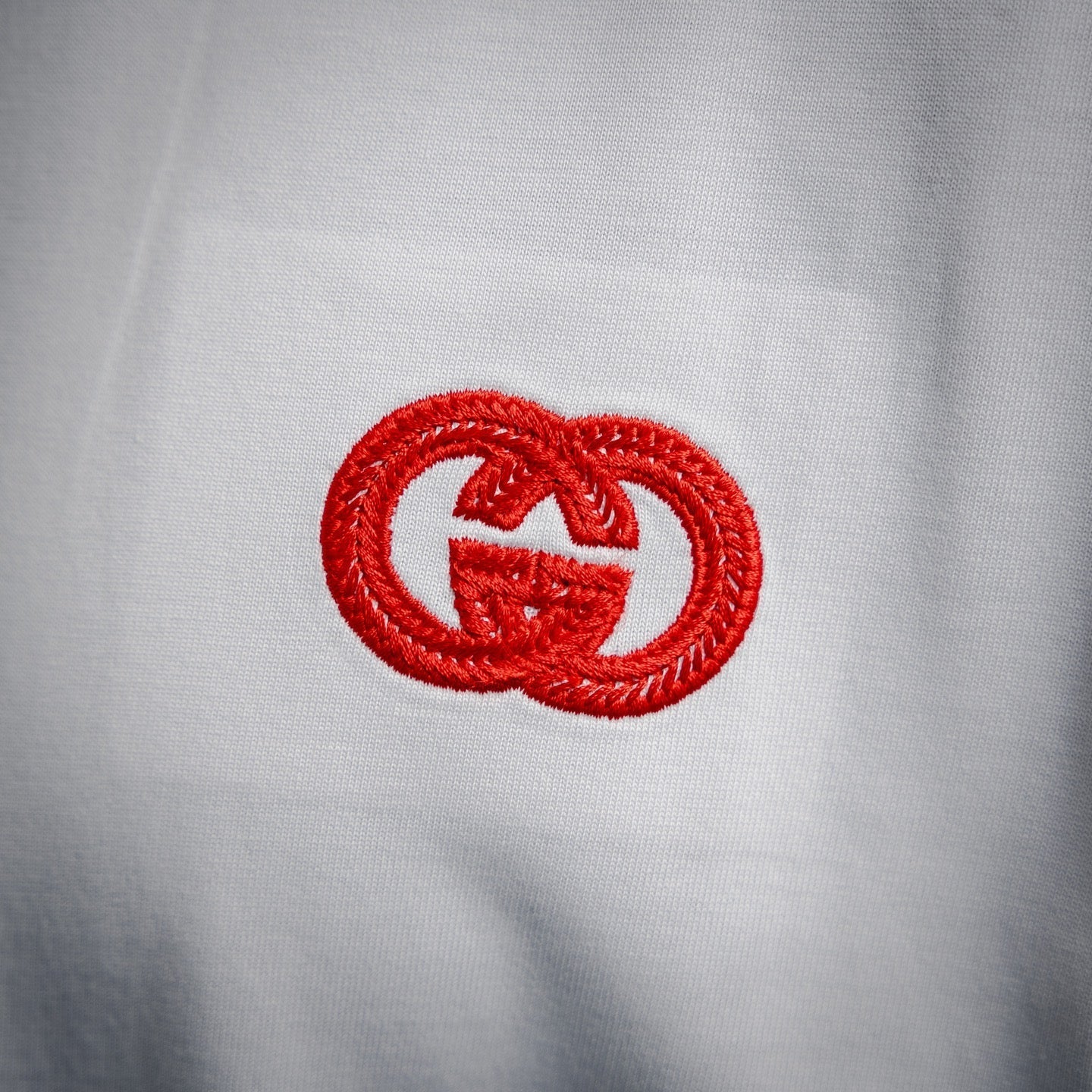 Guc 25ss embroidered t-shirt