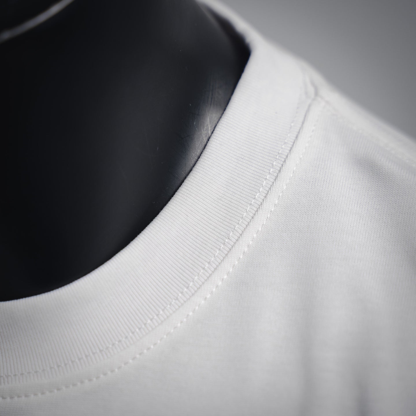 Guc 25ss embroidered t-shirt