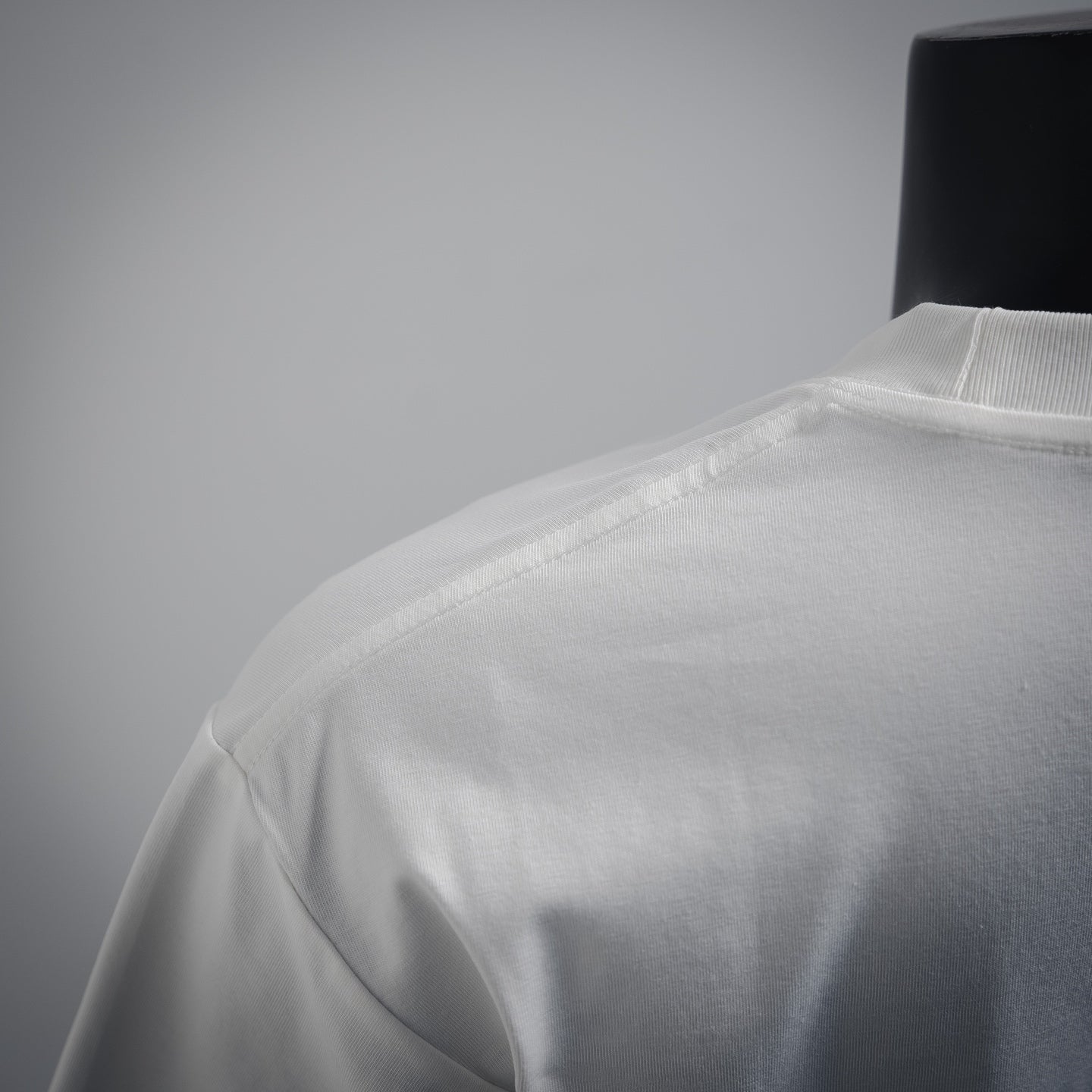 Dio 25ss bee embroidered t-shirt