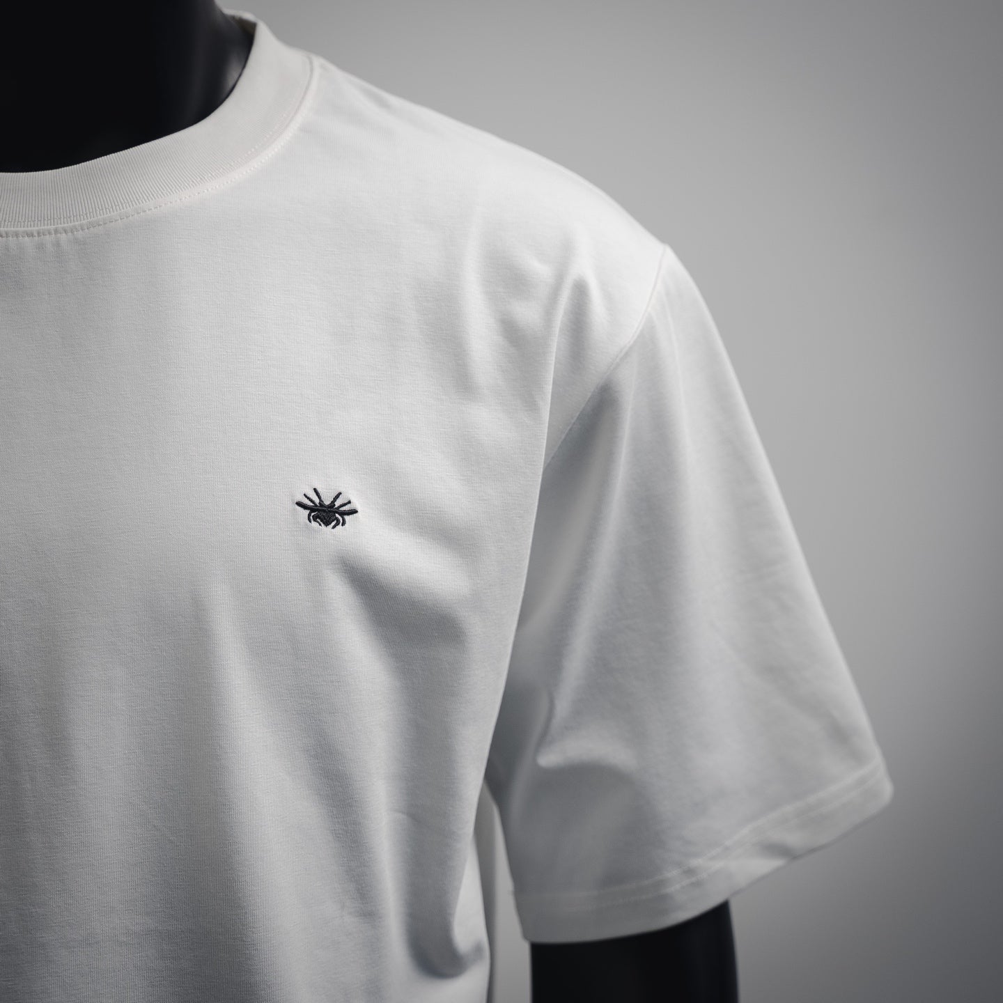 Dio 25ss bee embroidered t-shirt