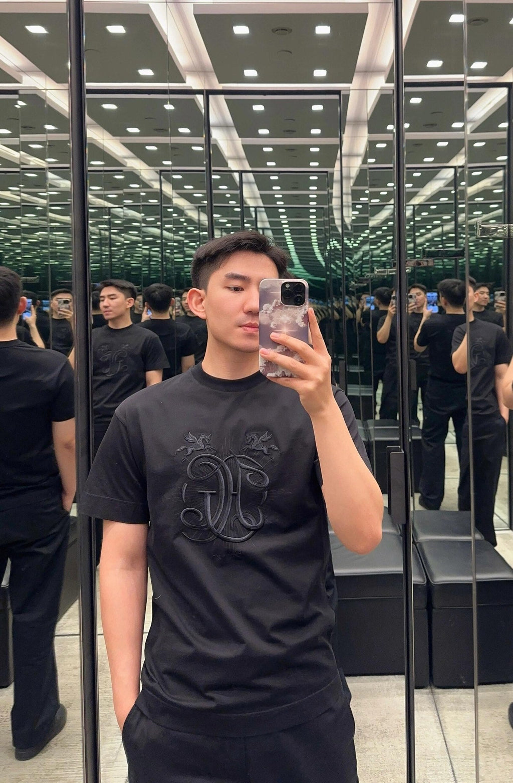 Given 25ss embroidered t-shirt