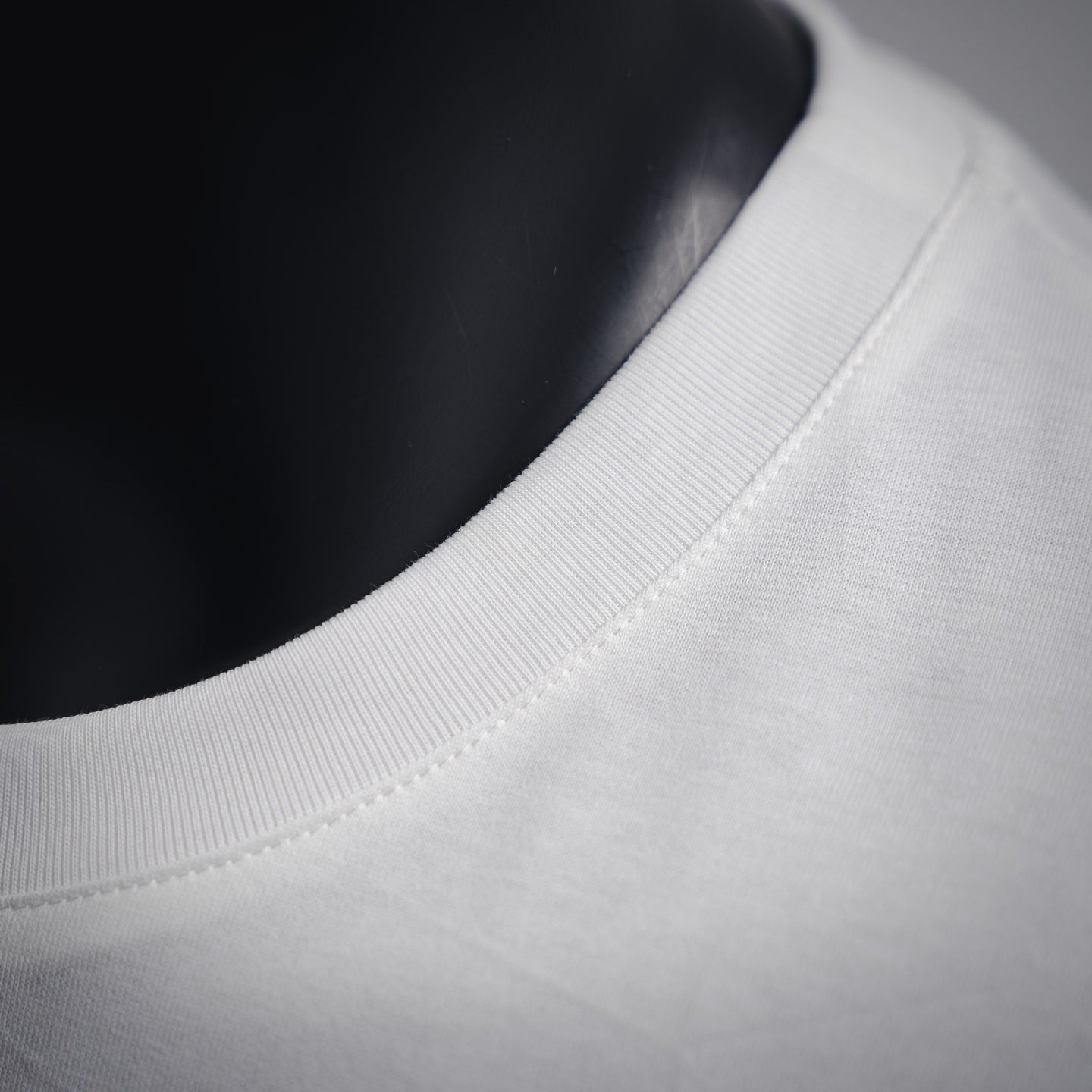 Given 25ss embroidered t-shirt