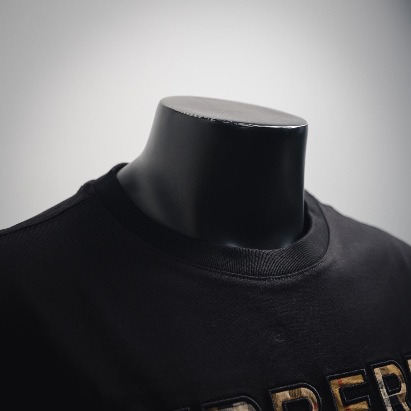 Burber 25ss embroidered t-shirt