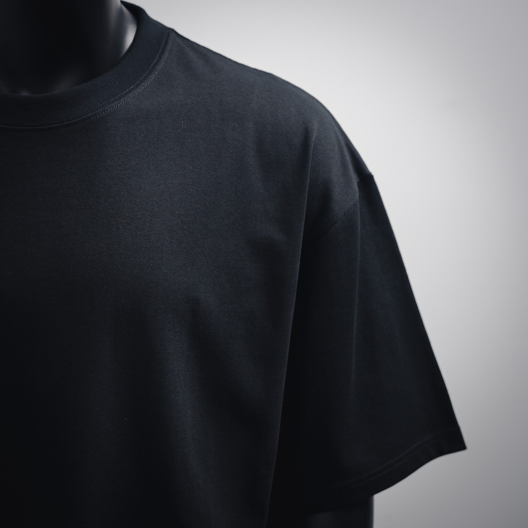 Alexand 25ss embossed t-shirt