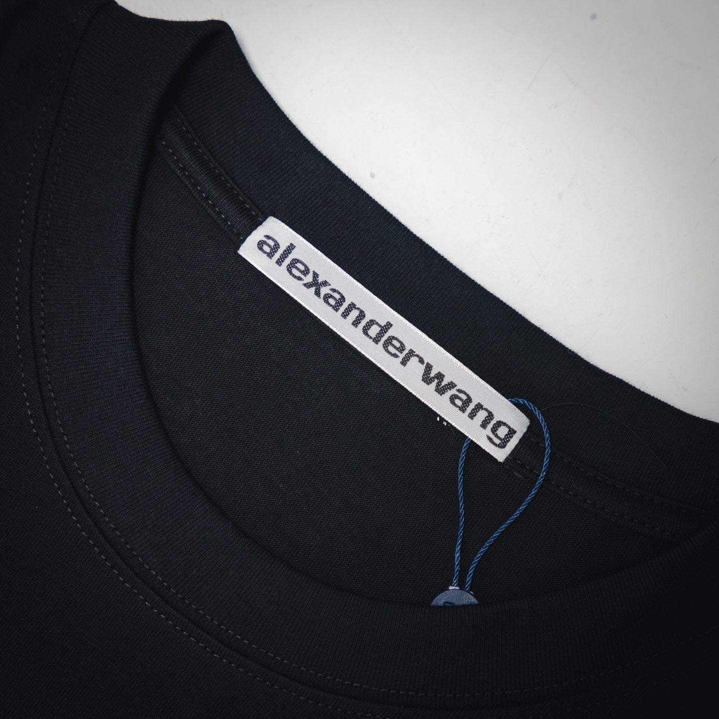 Alexand 25ss embossed t-shirt