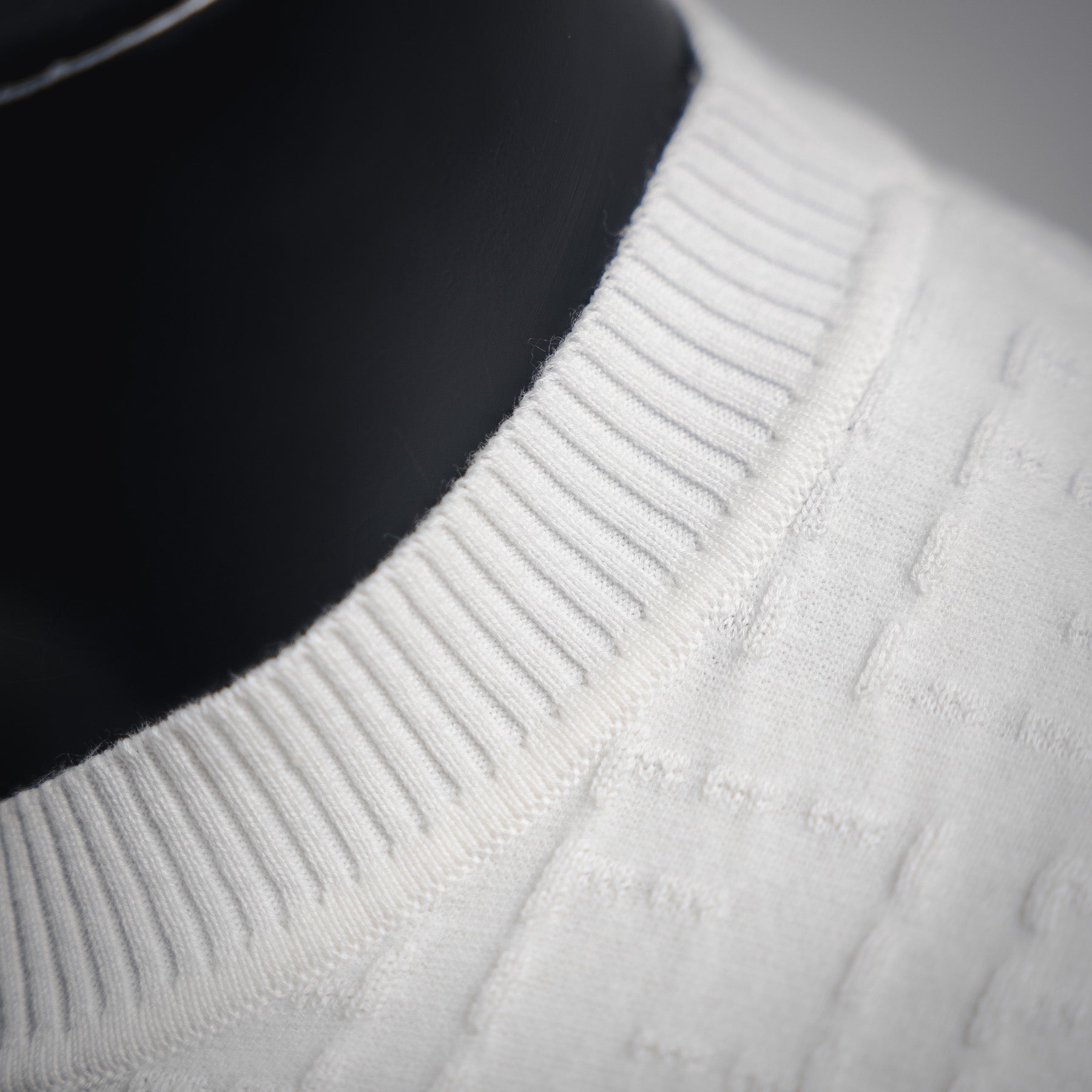 Fend 25ss knit t-shirt