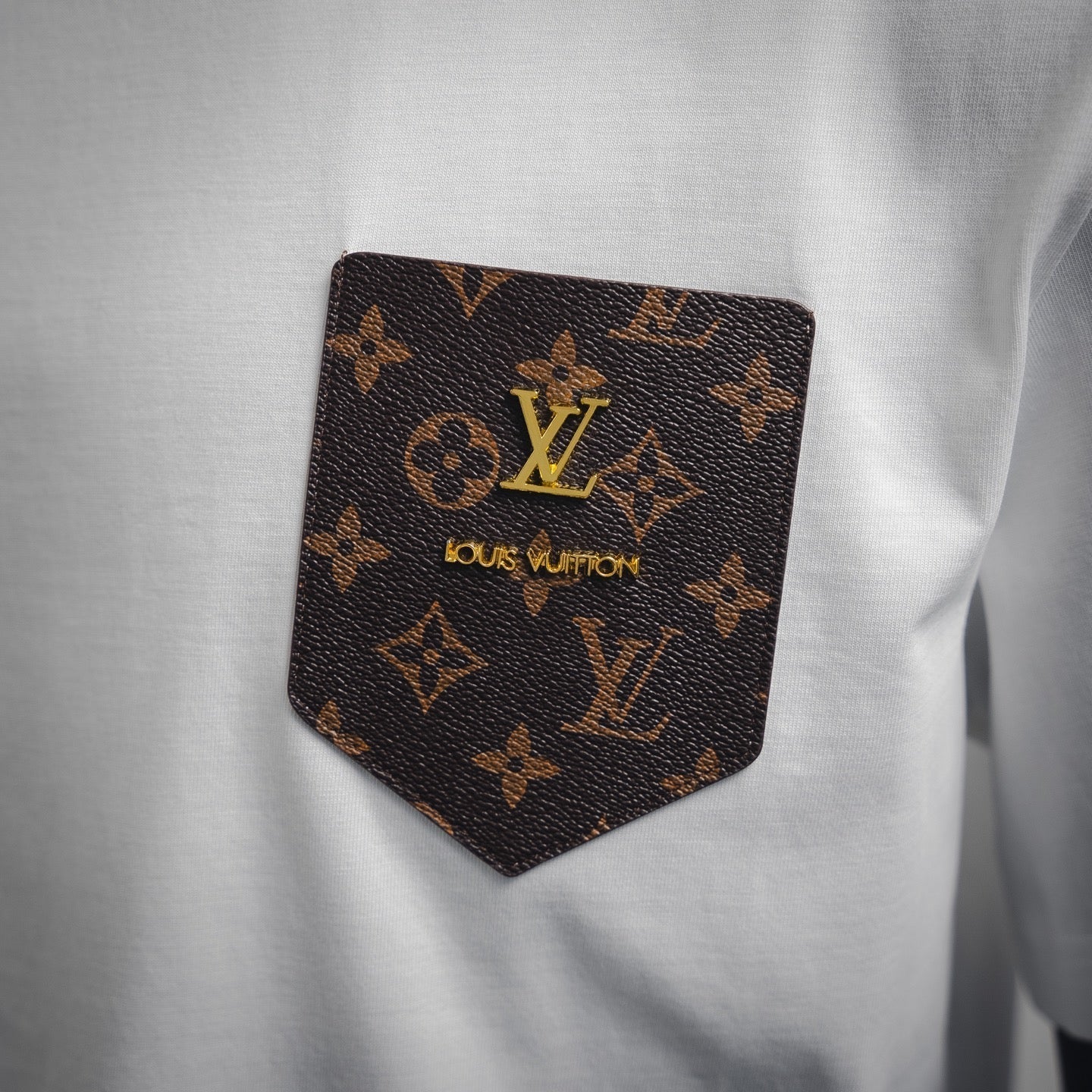 Louis 25ss packet t-shirt