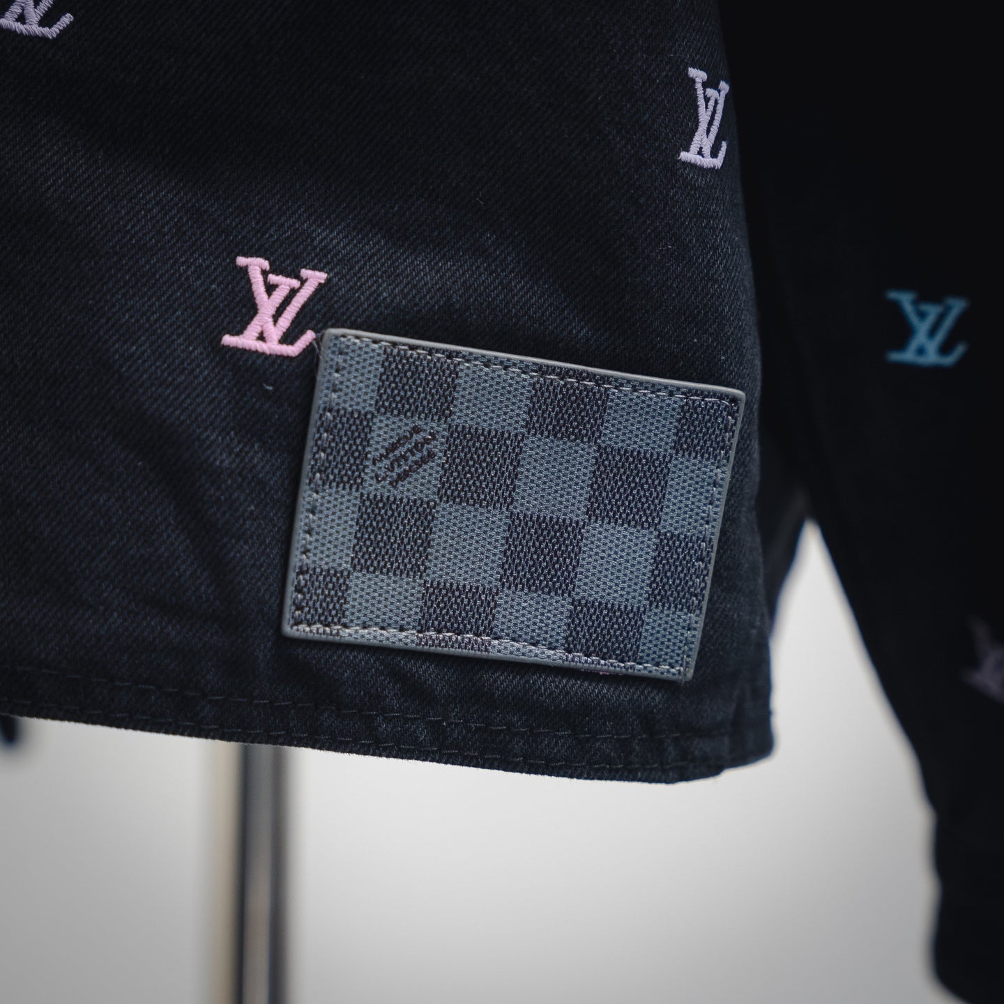 Louis 25ss embroidered denim jacket