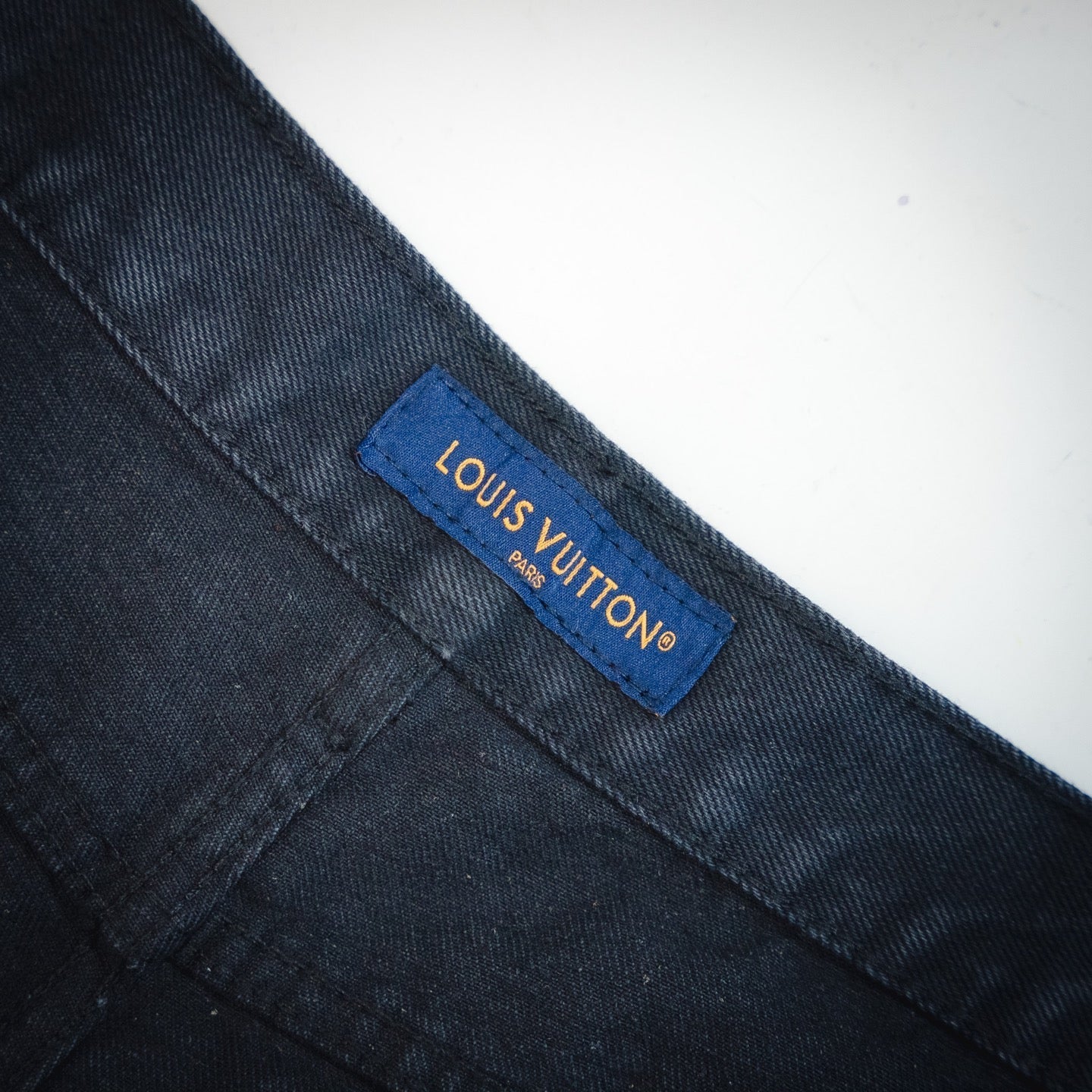 Louis 25ss embroidered jeans