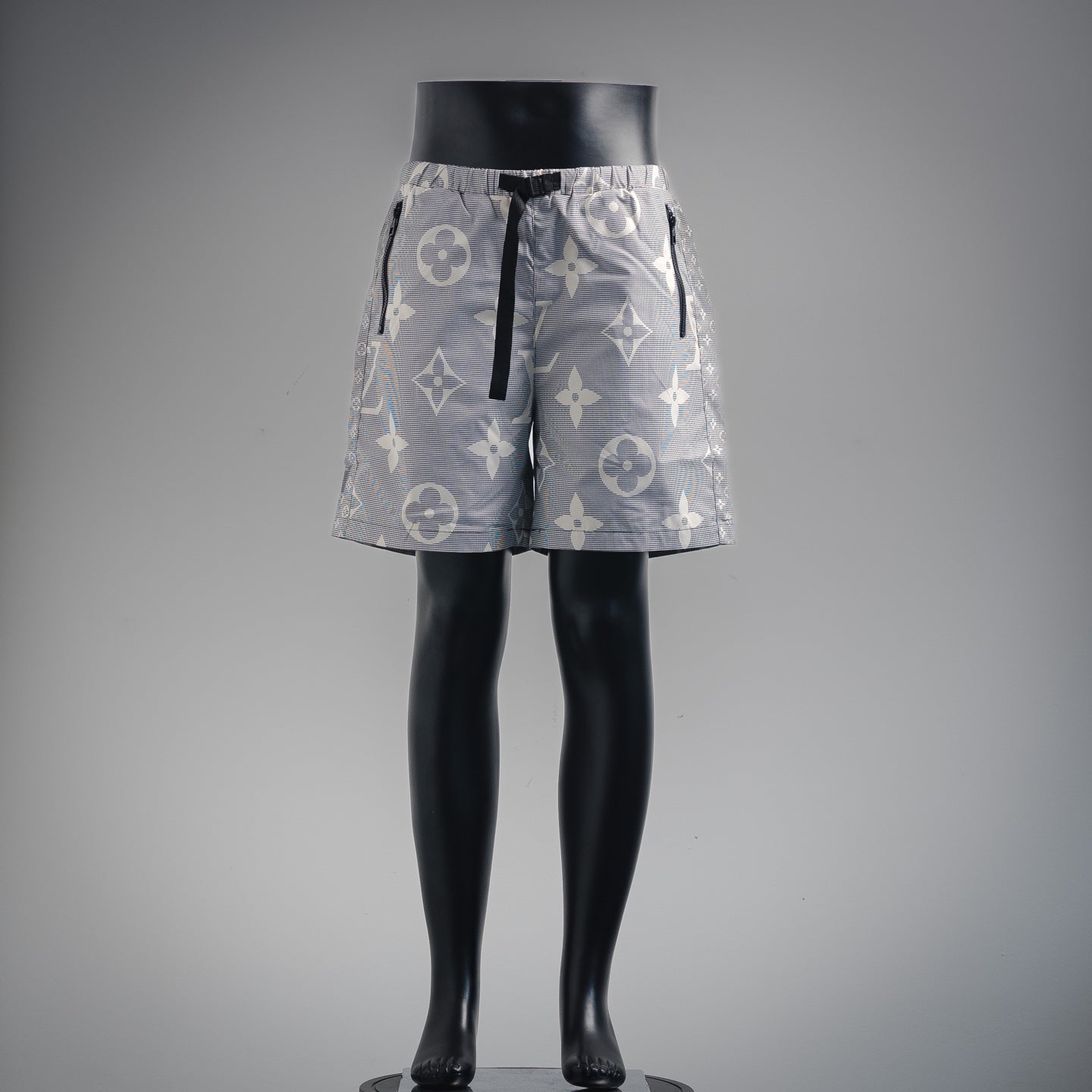 Louis 25ss monogram shorts
