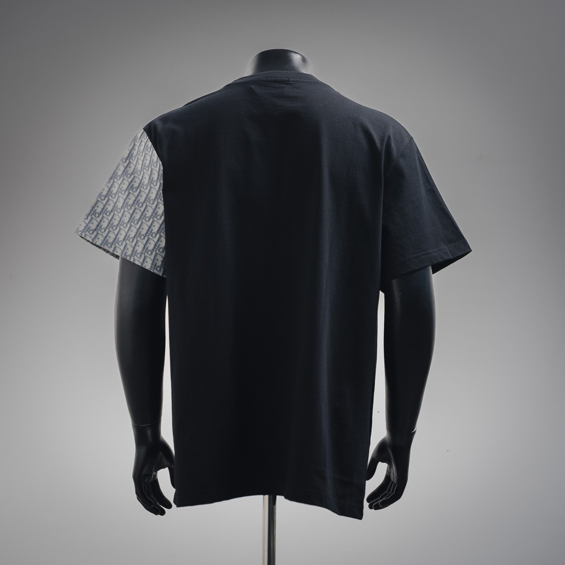 Dio 25ss embroidered t-shirt