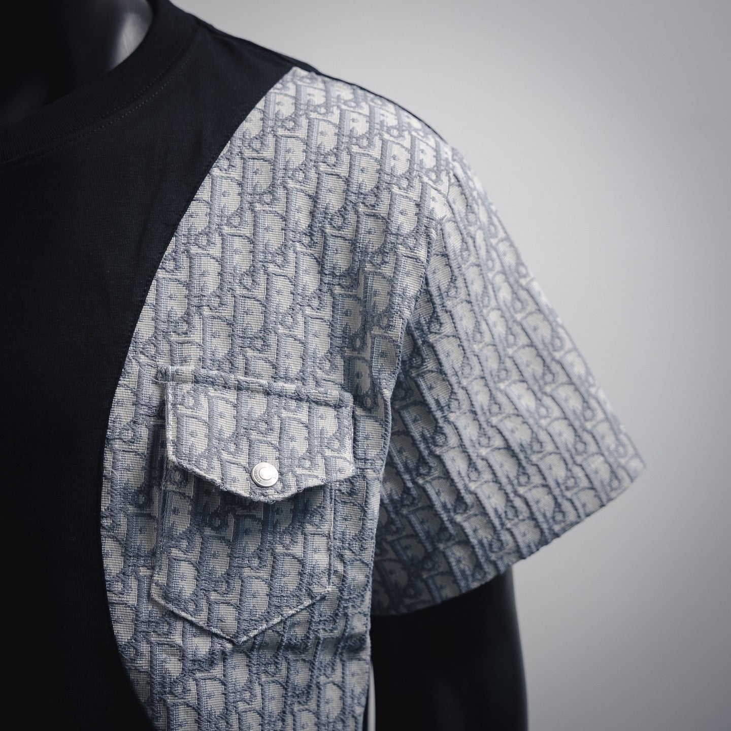 Dio 25ss embroidered t-shirt