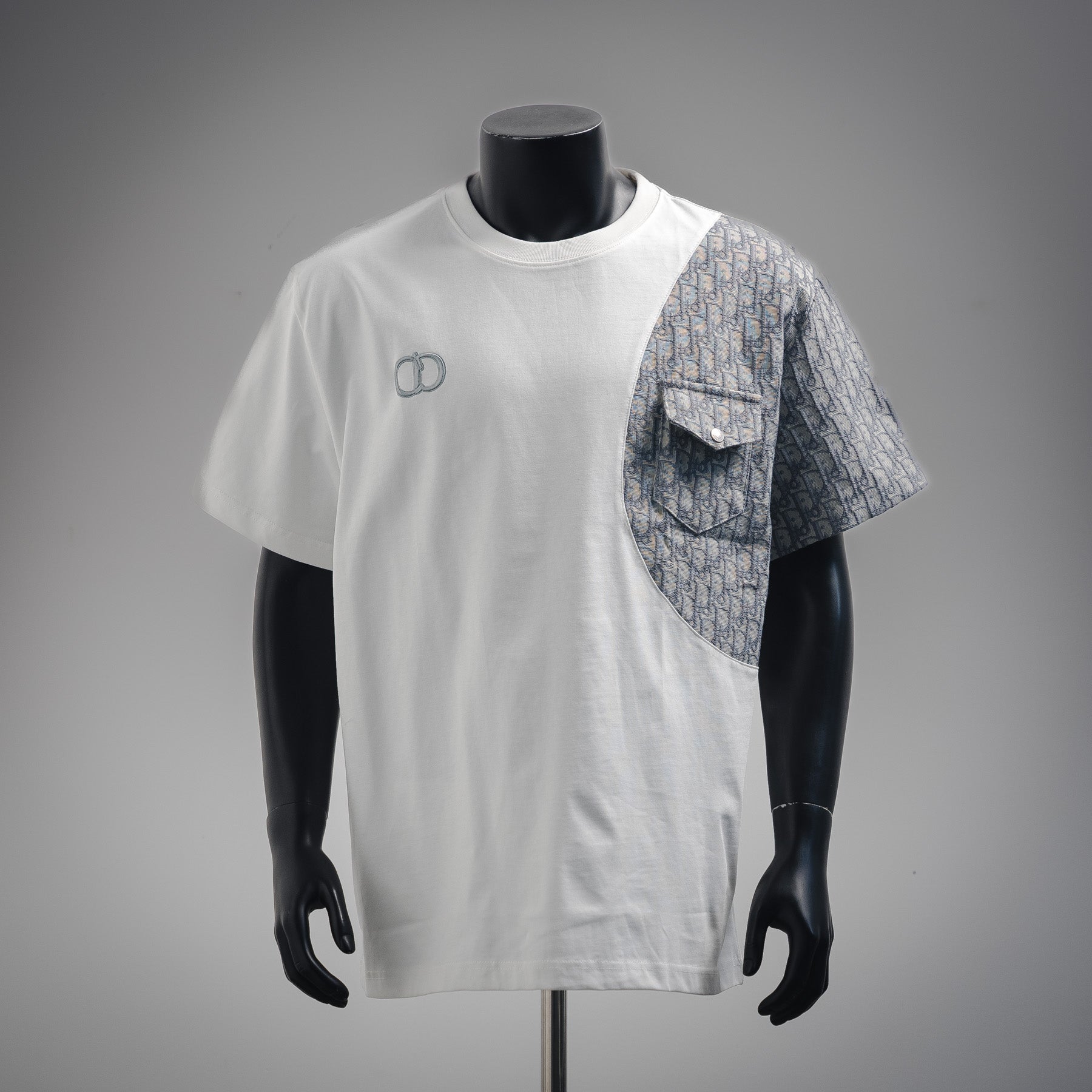 Dio 25ss embroidered t-shirt