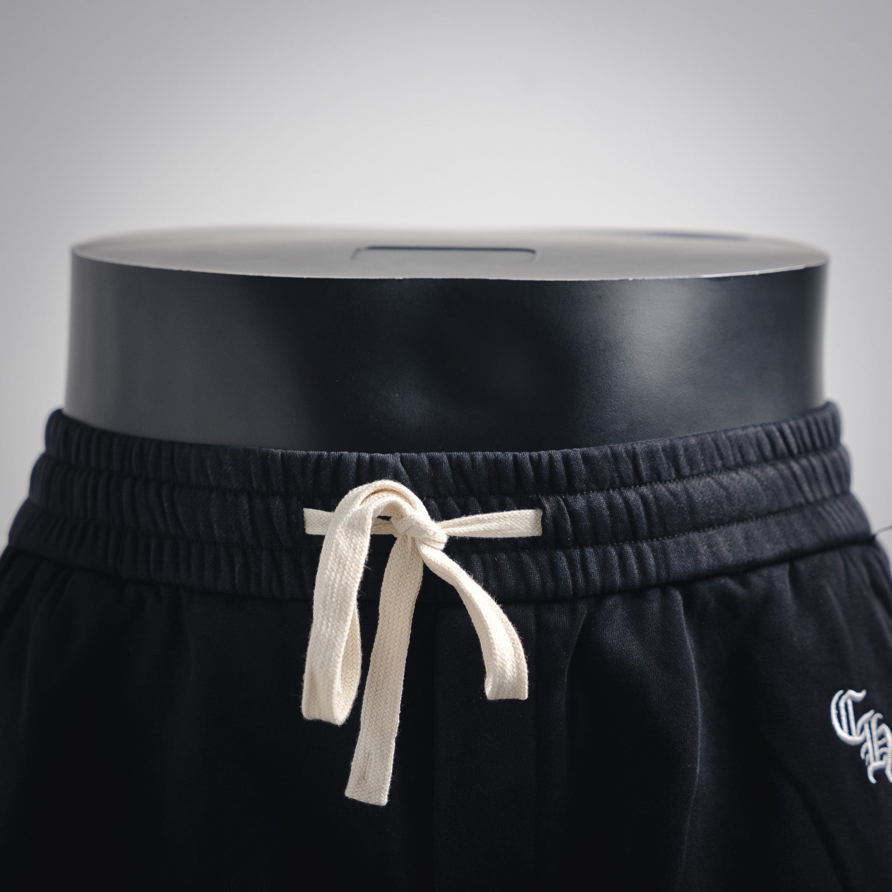 Chrome 25ss embroidered shorts