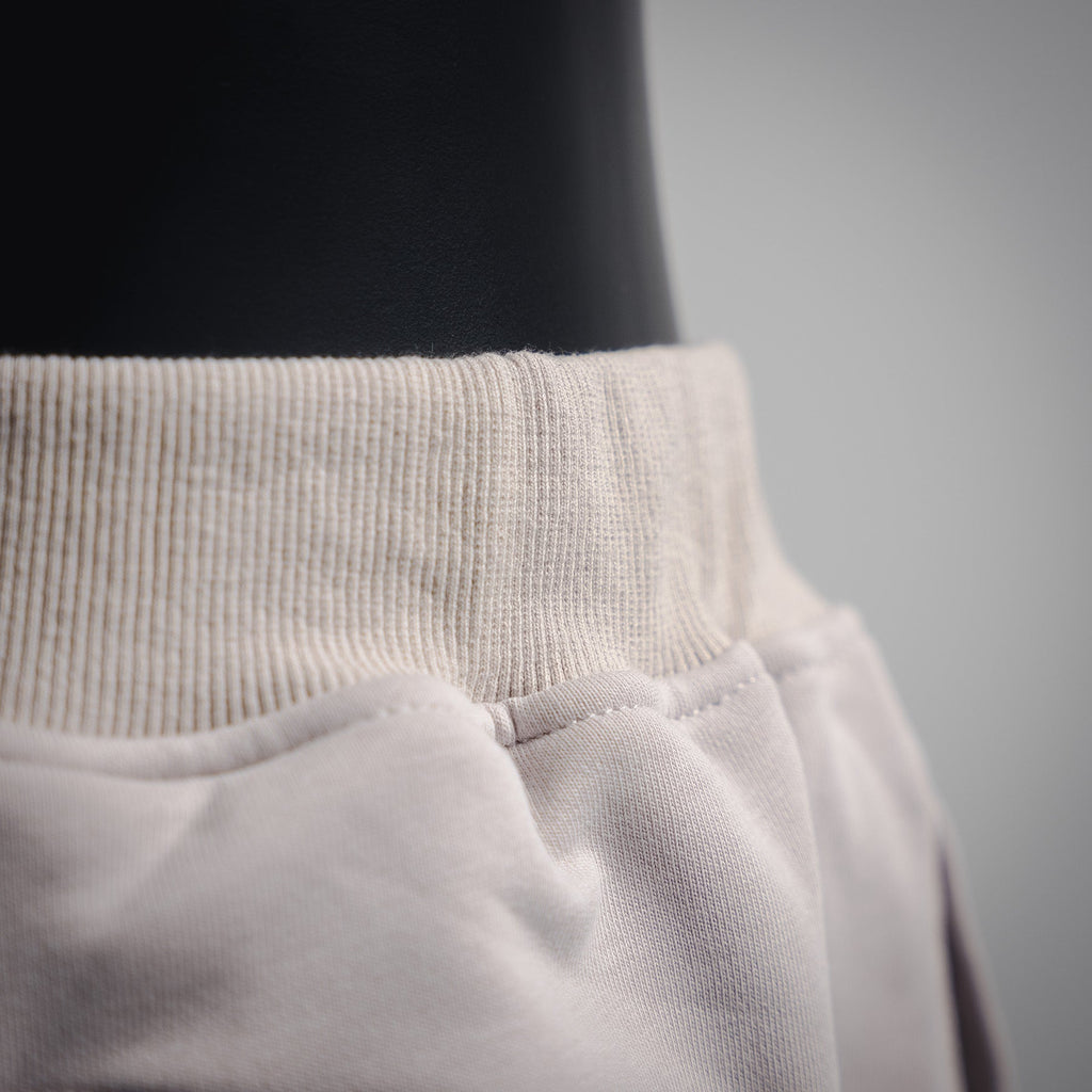 Stone 25ss embroidered short