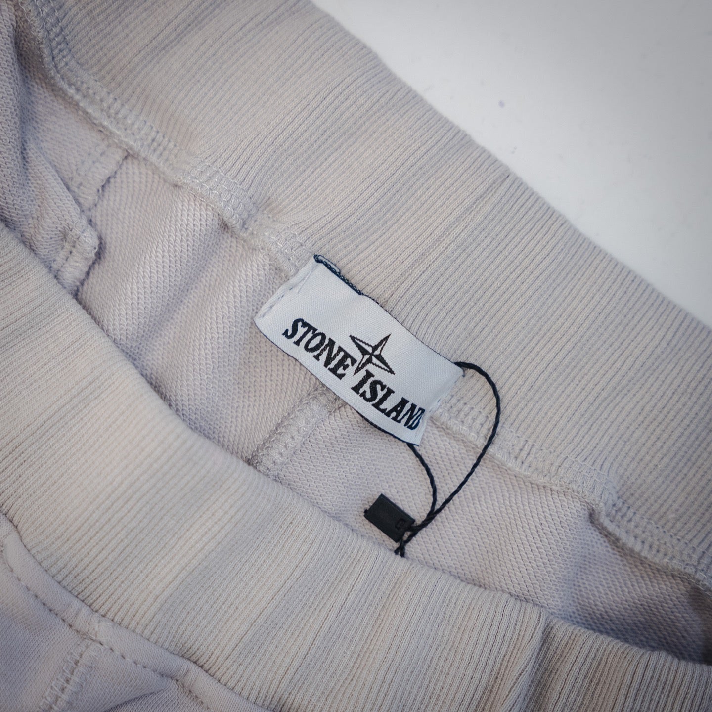 Stone 25ss embroidered short