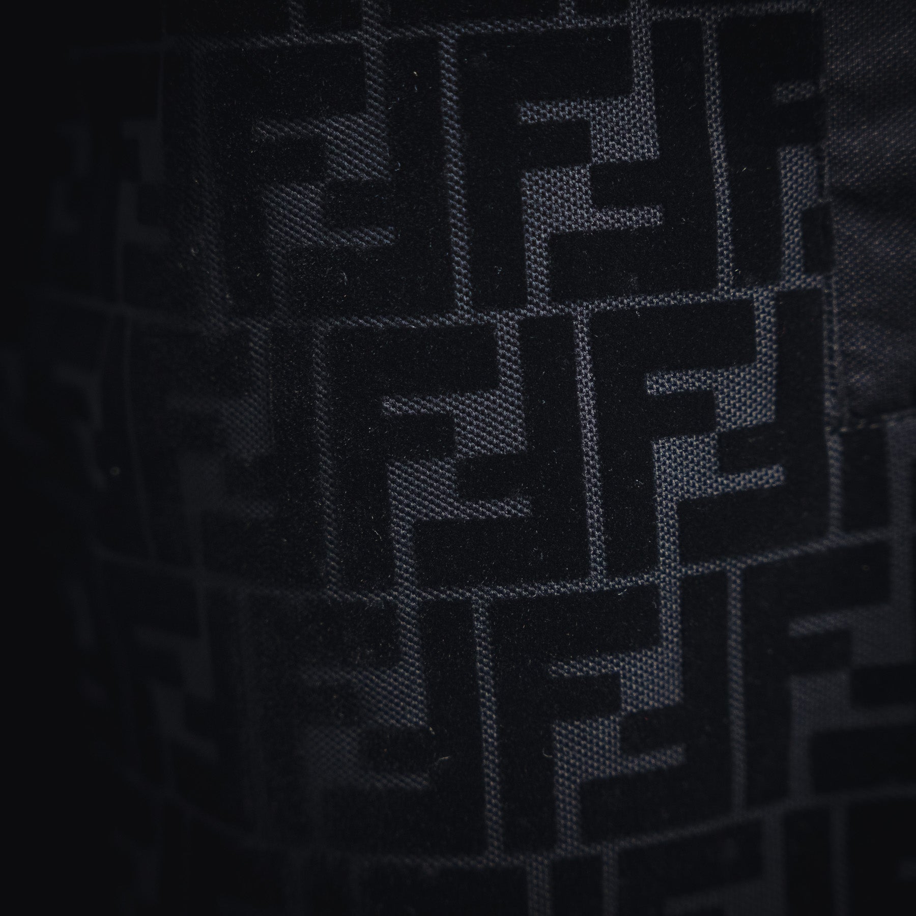 Fend 22ss flocking short