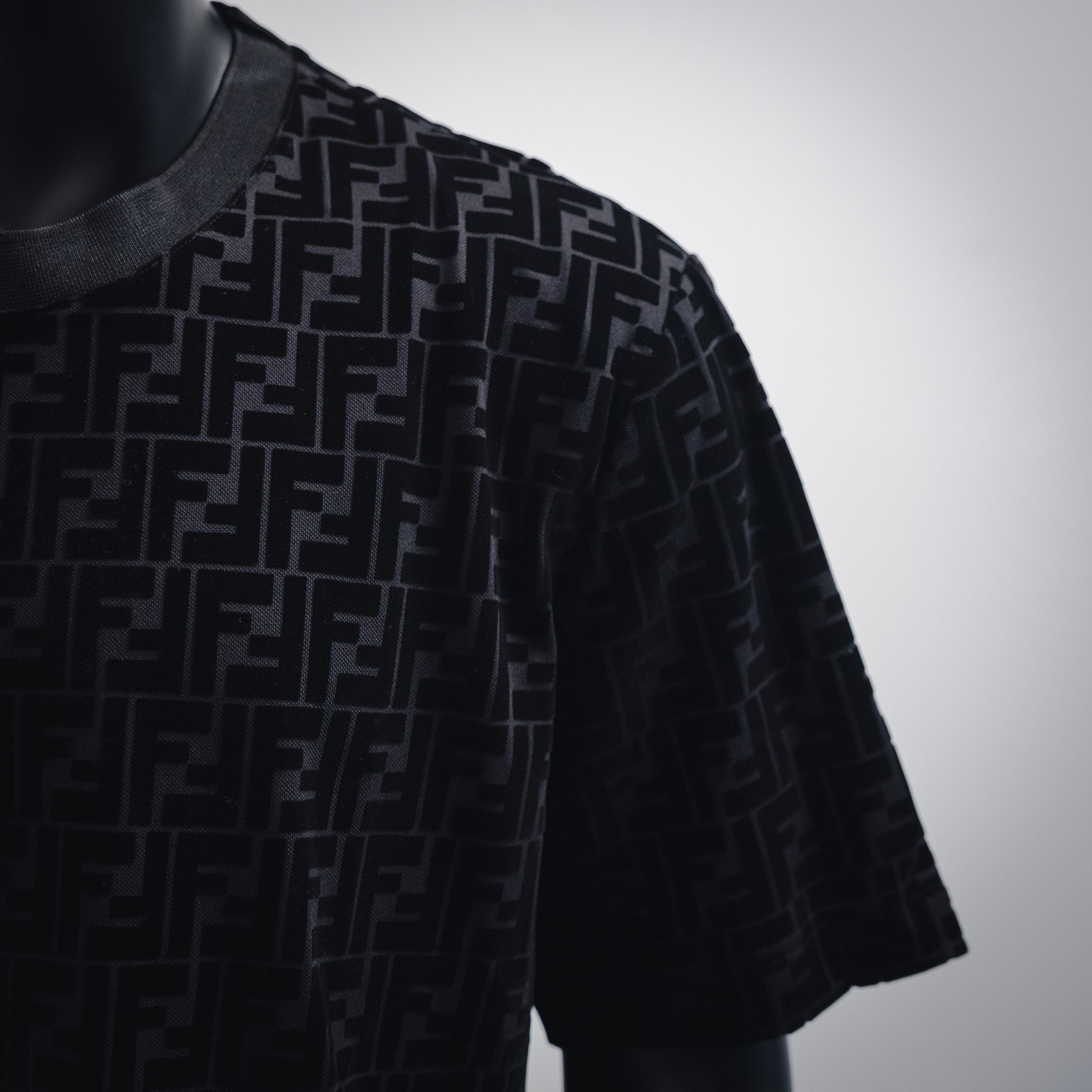 Fend 22ss flocking t-shirt