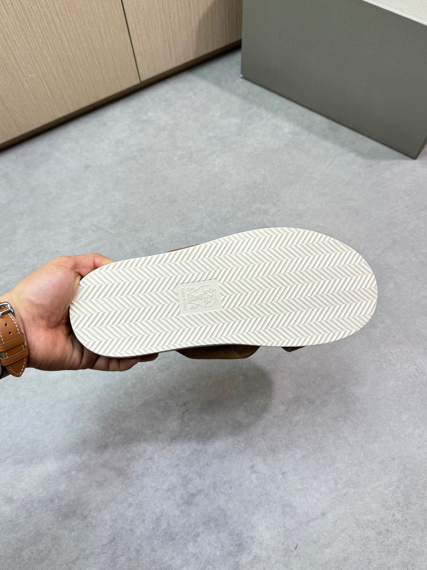 Brunello 25ss leather slippers