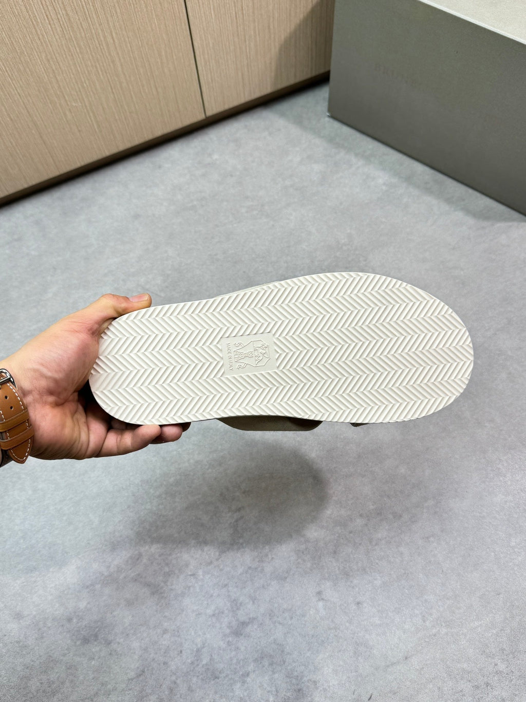 Brunello 25ss leather slippers