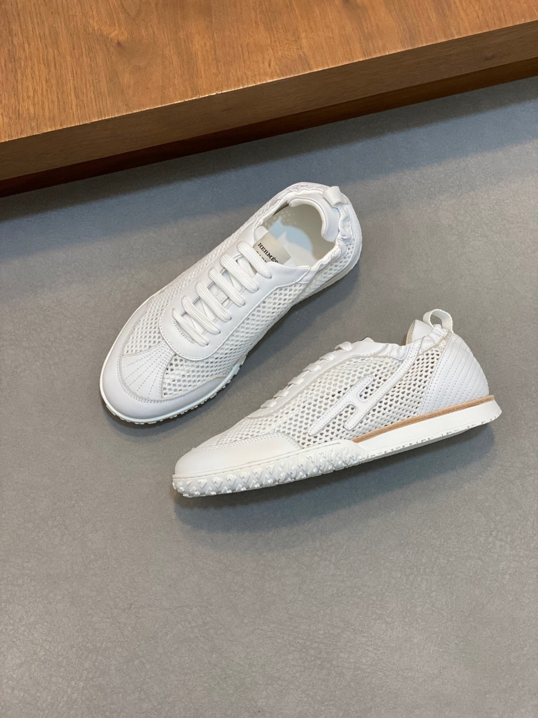 herm leather senaker