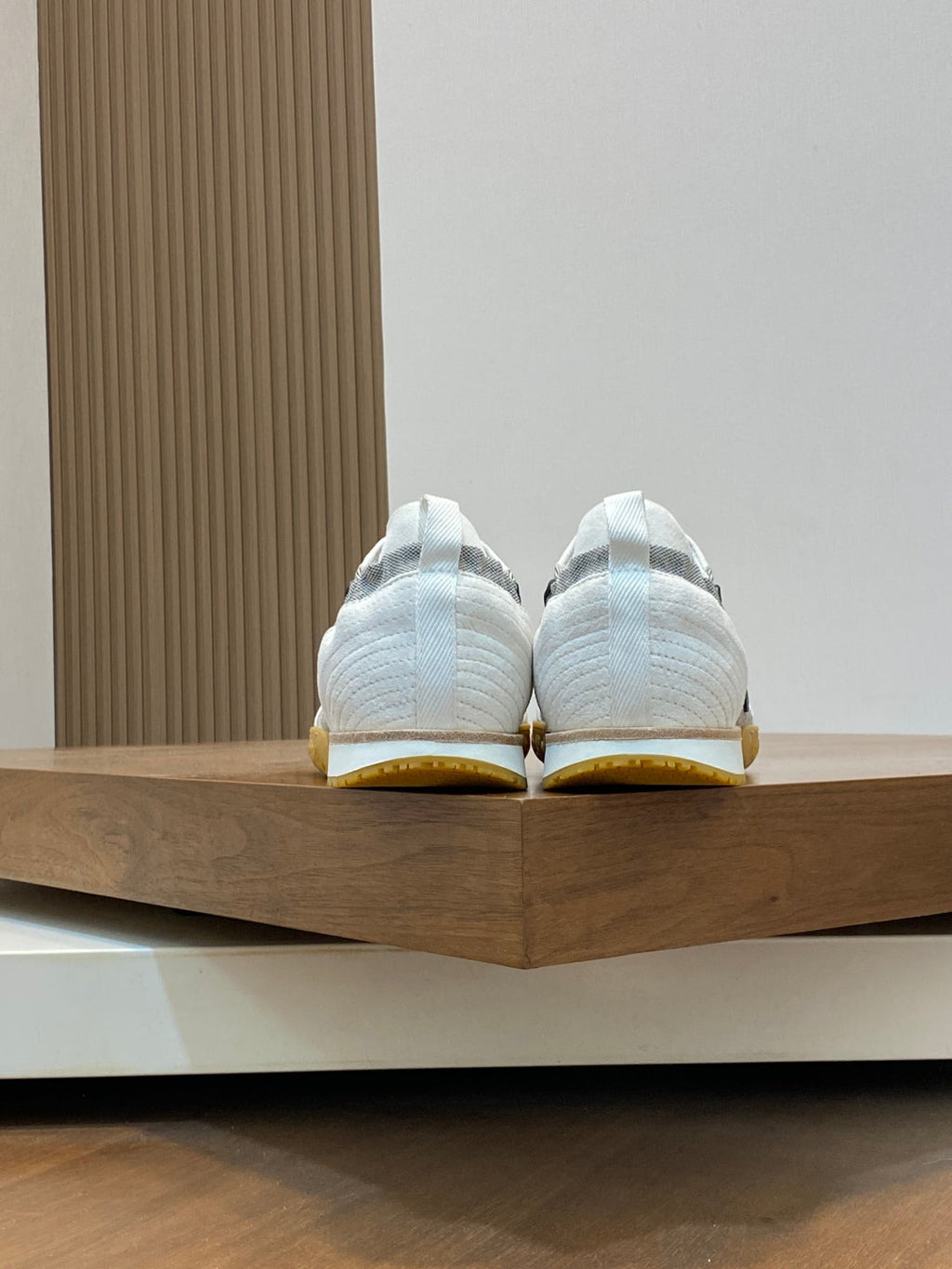 herm leather senaker